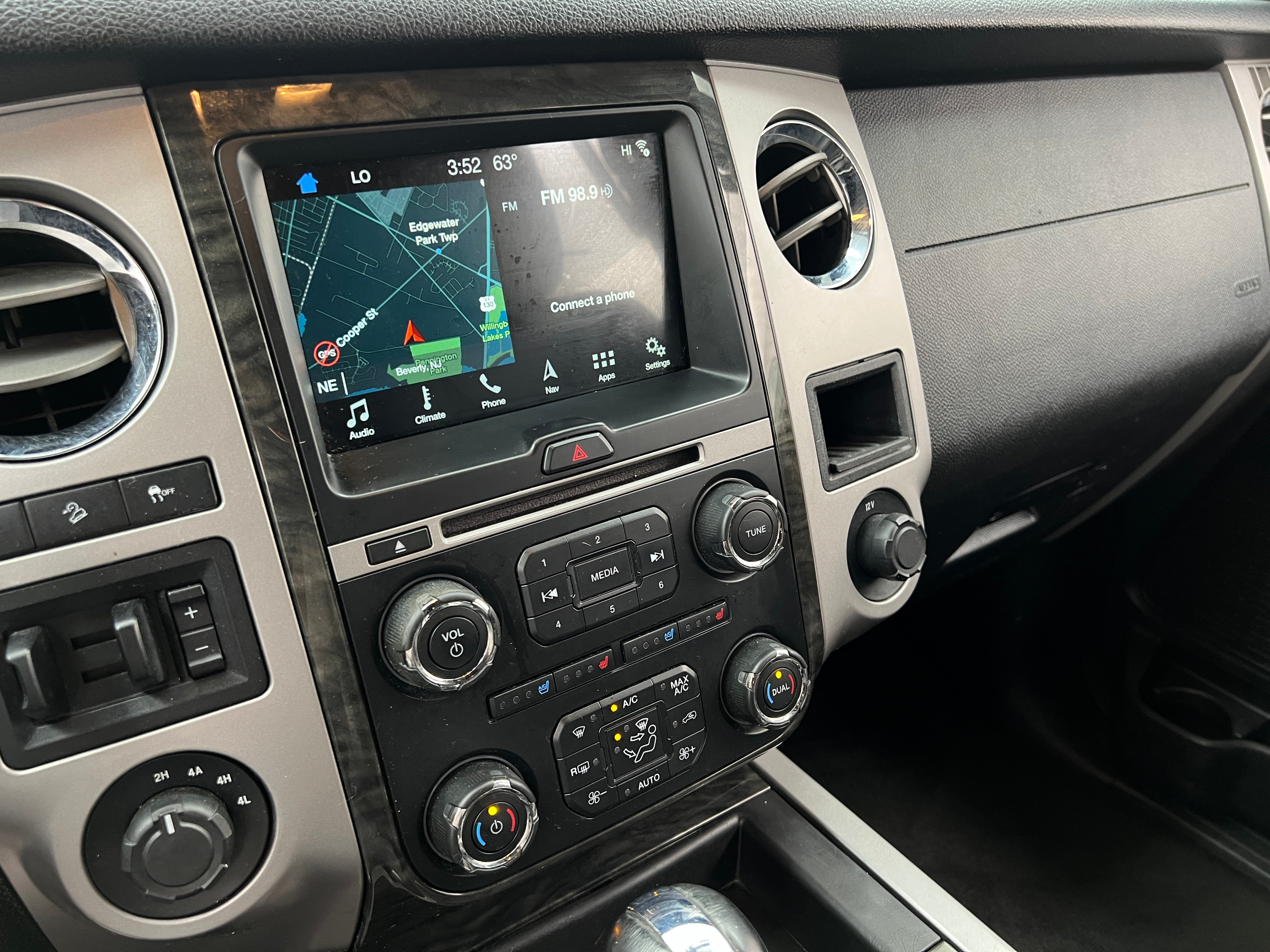 2017 Ford Expedition EL Limited 3