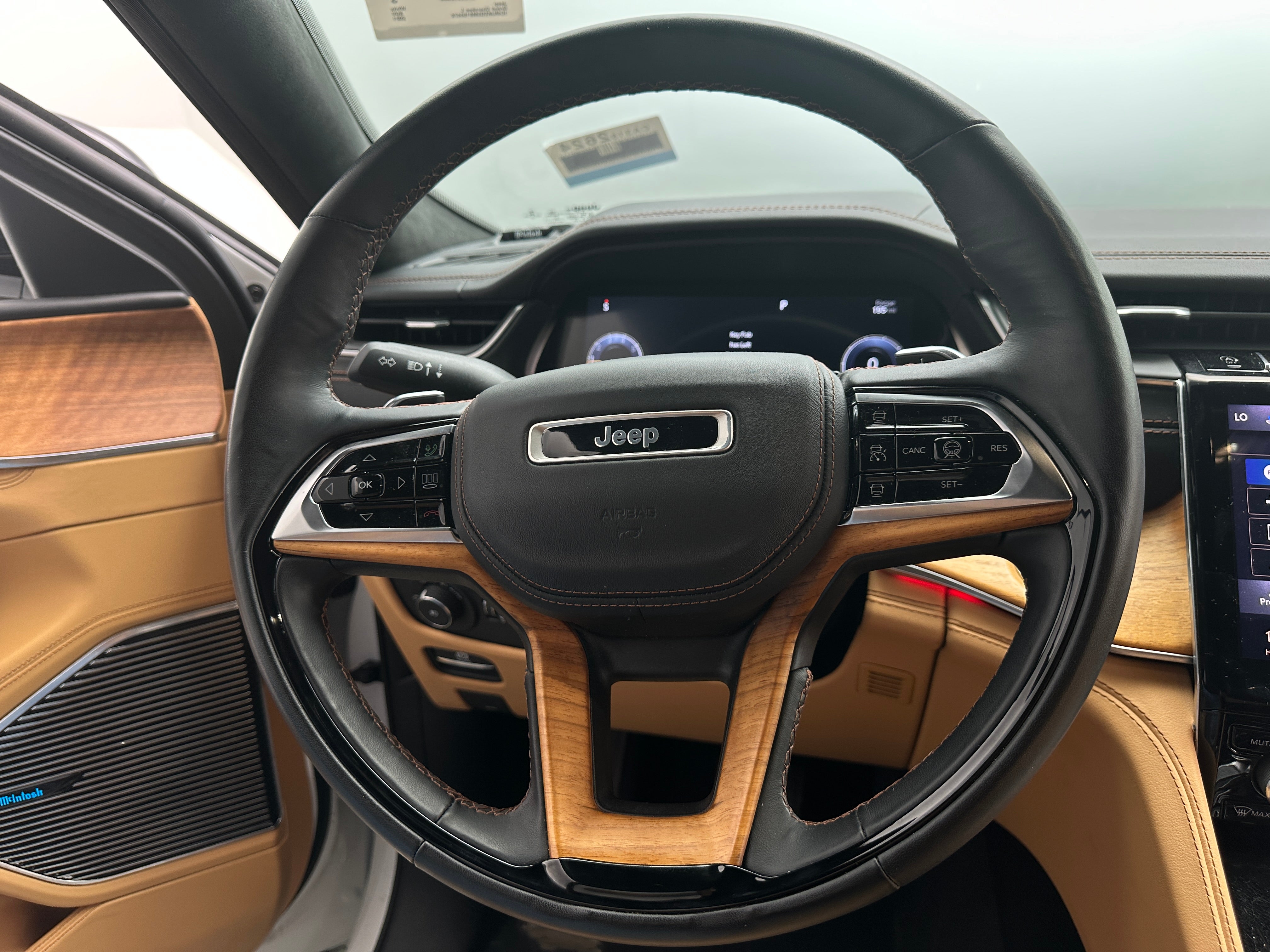 2021 Jeep Grand Cherokee L Summit 4