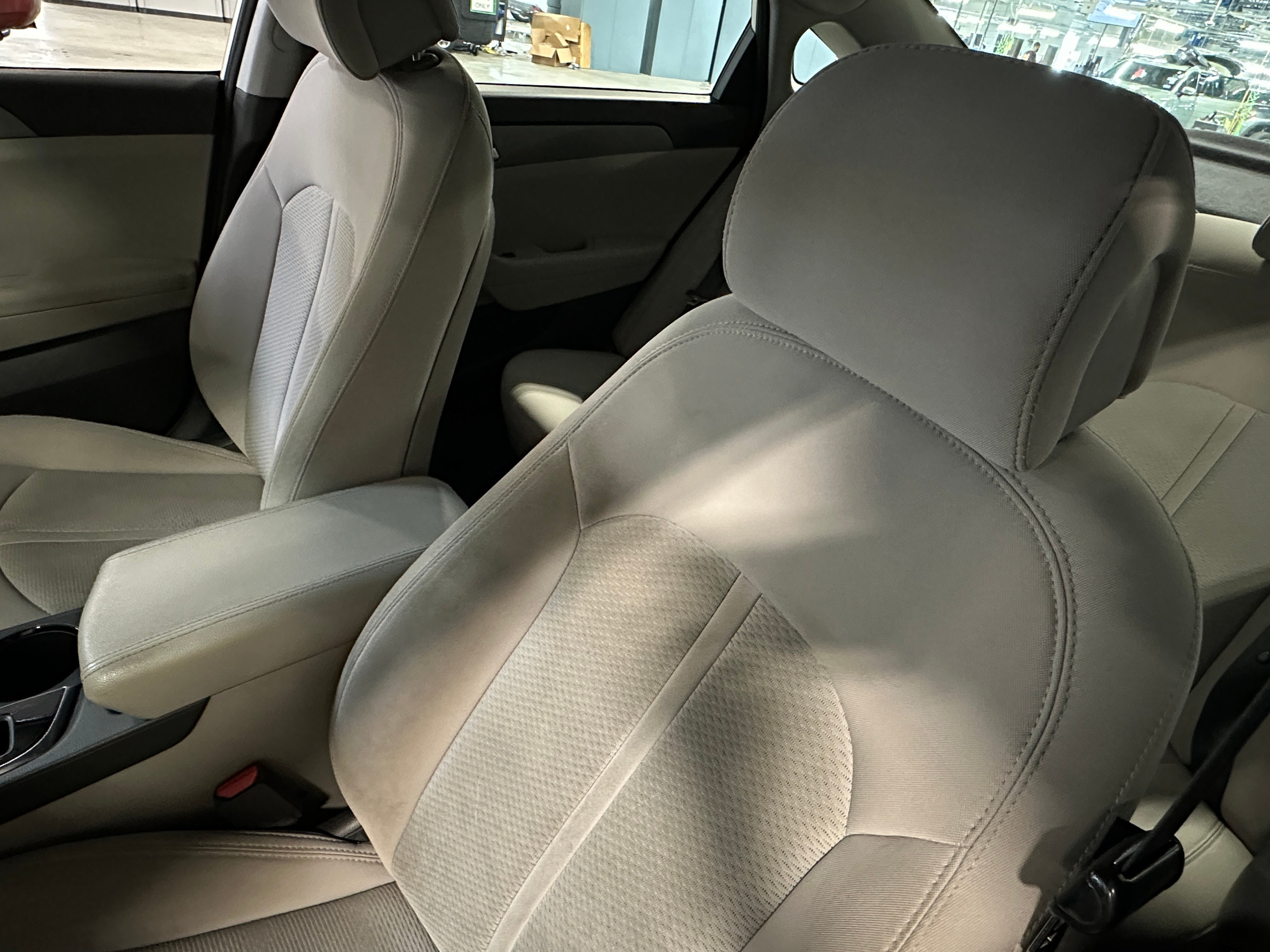2015 Hyundai Sonata SE 2