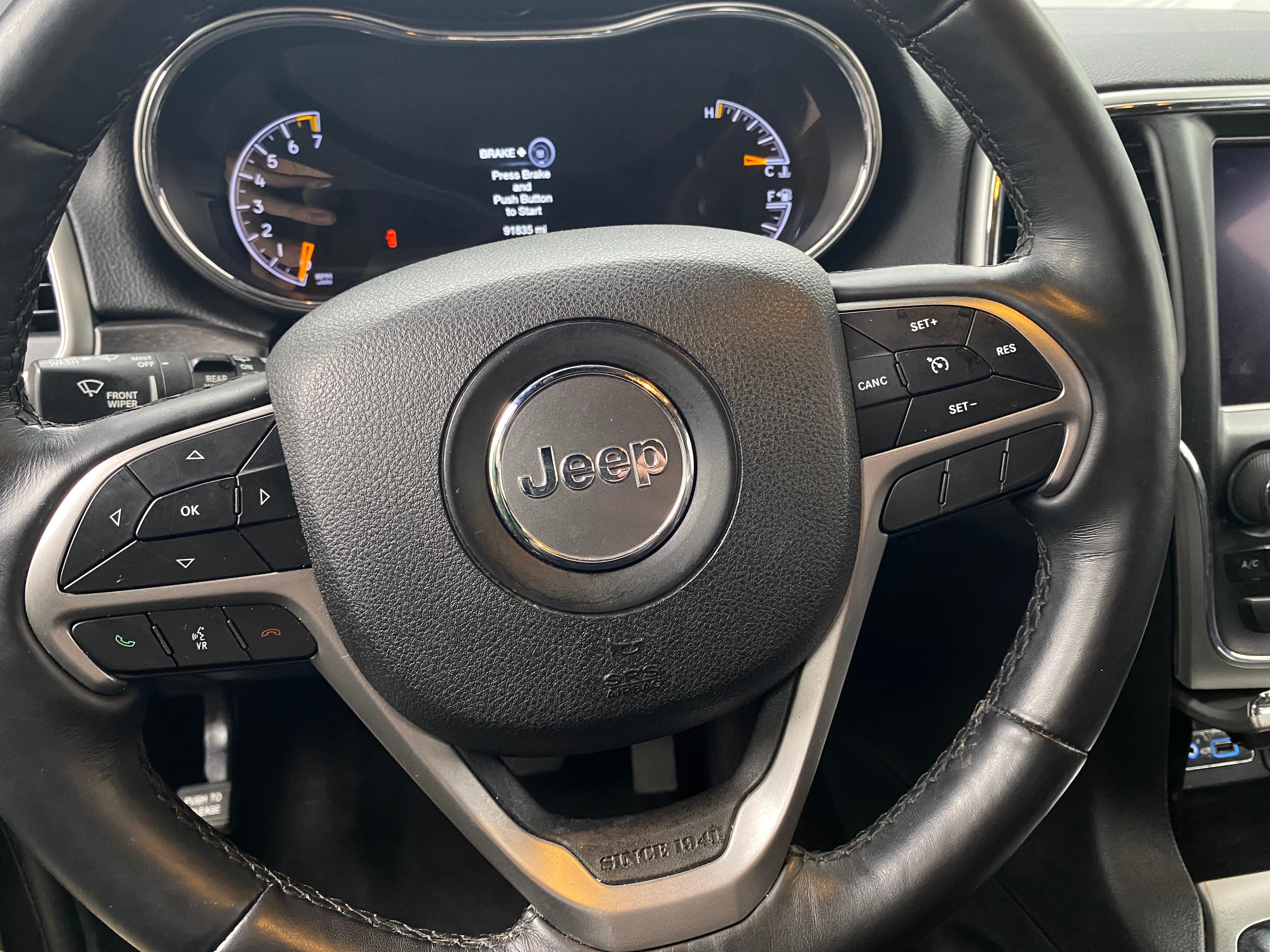 2018 Jeep Grand Cherokee Altitude 4