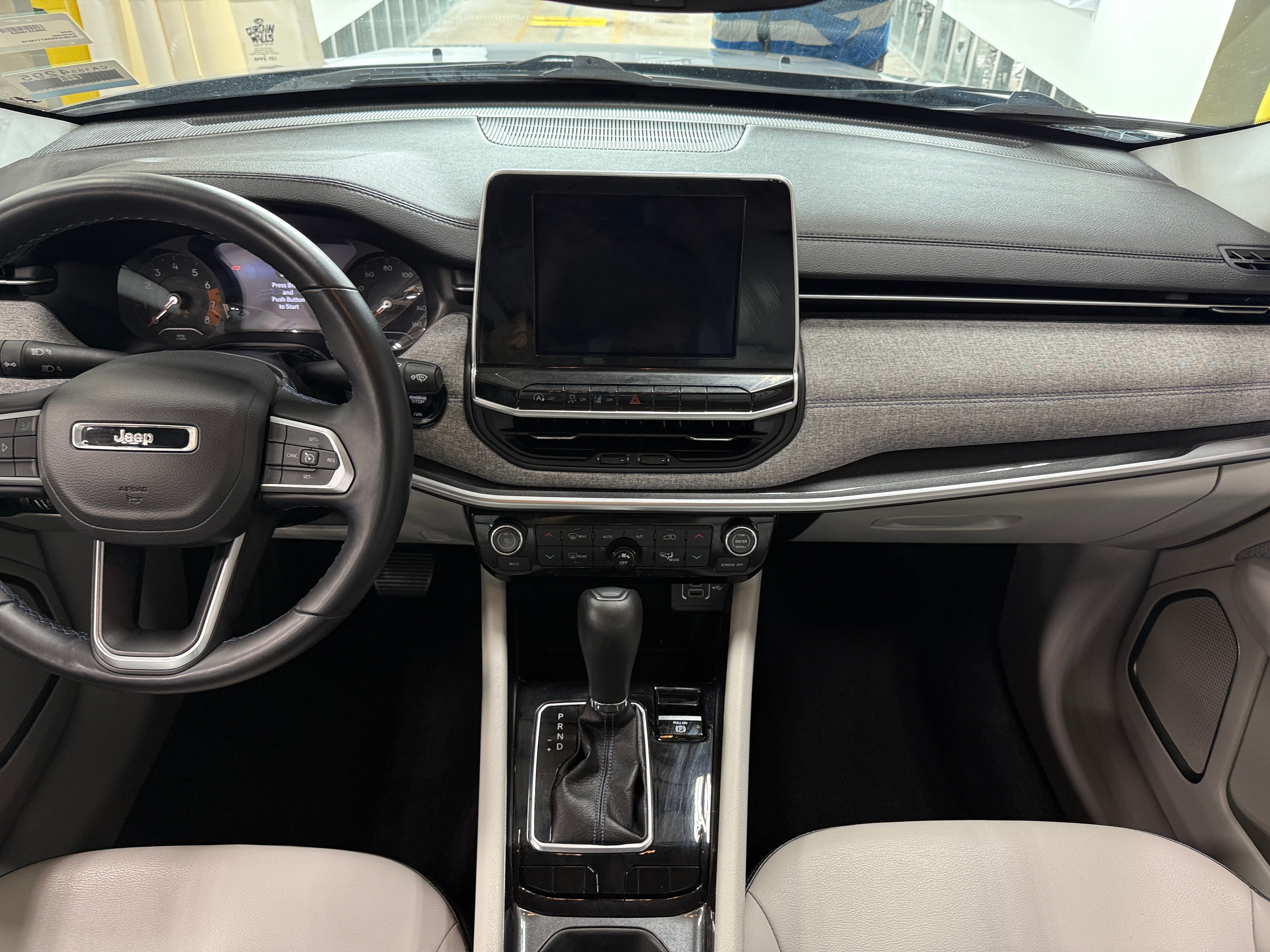 Thumbnail: 2022 Jeep Compass - 3