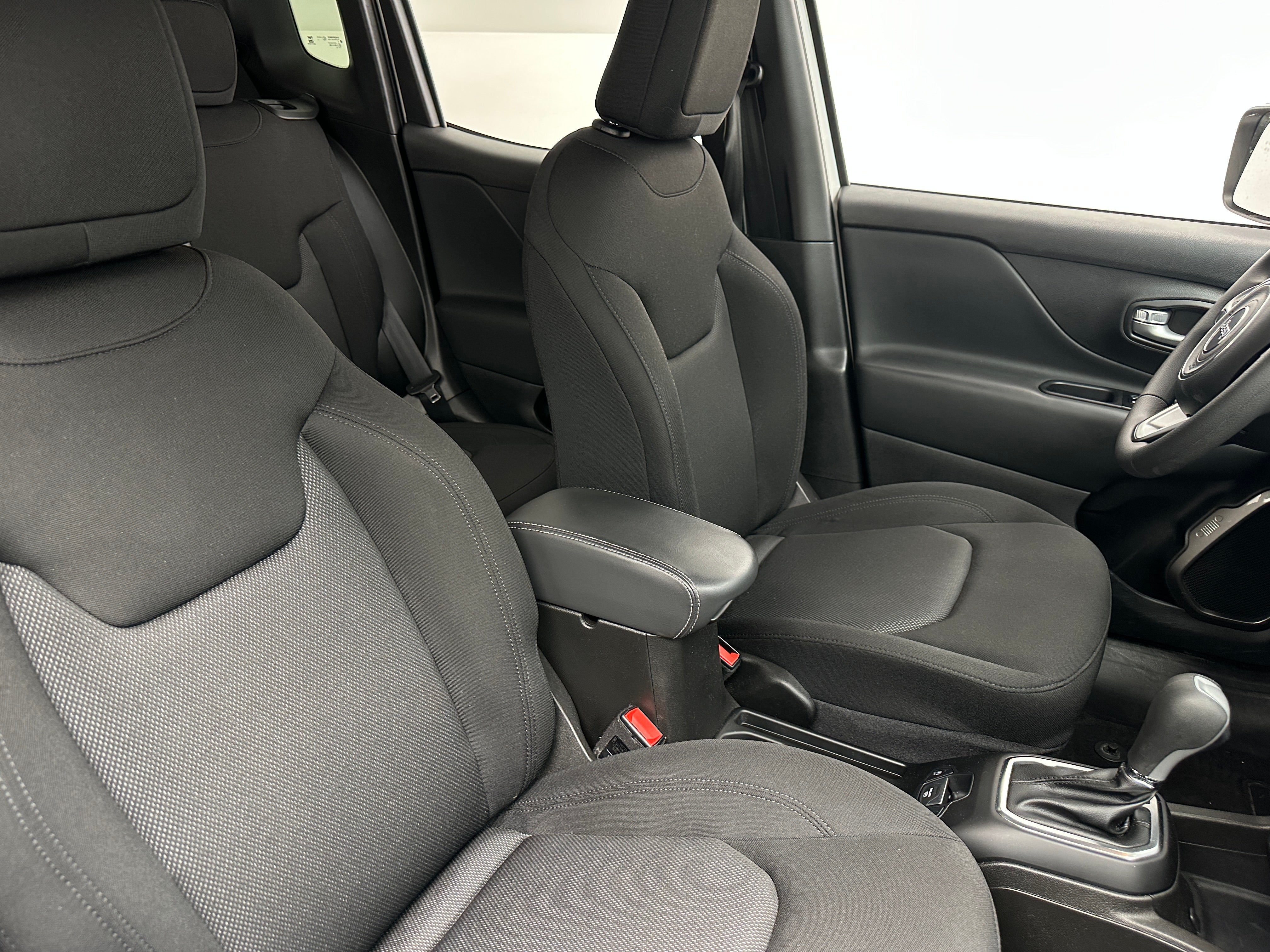 2023 Jeep Renegade Latitude 2