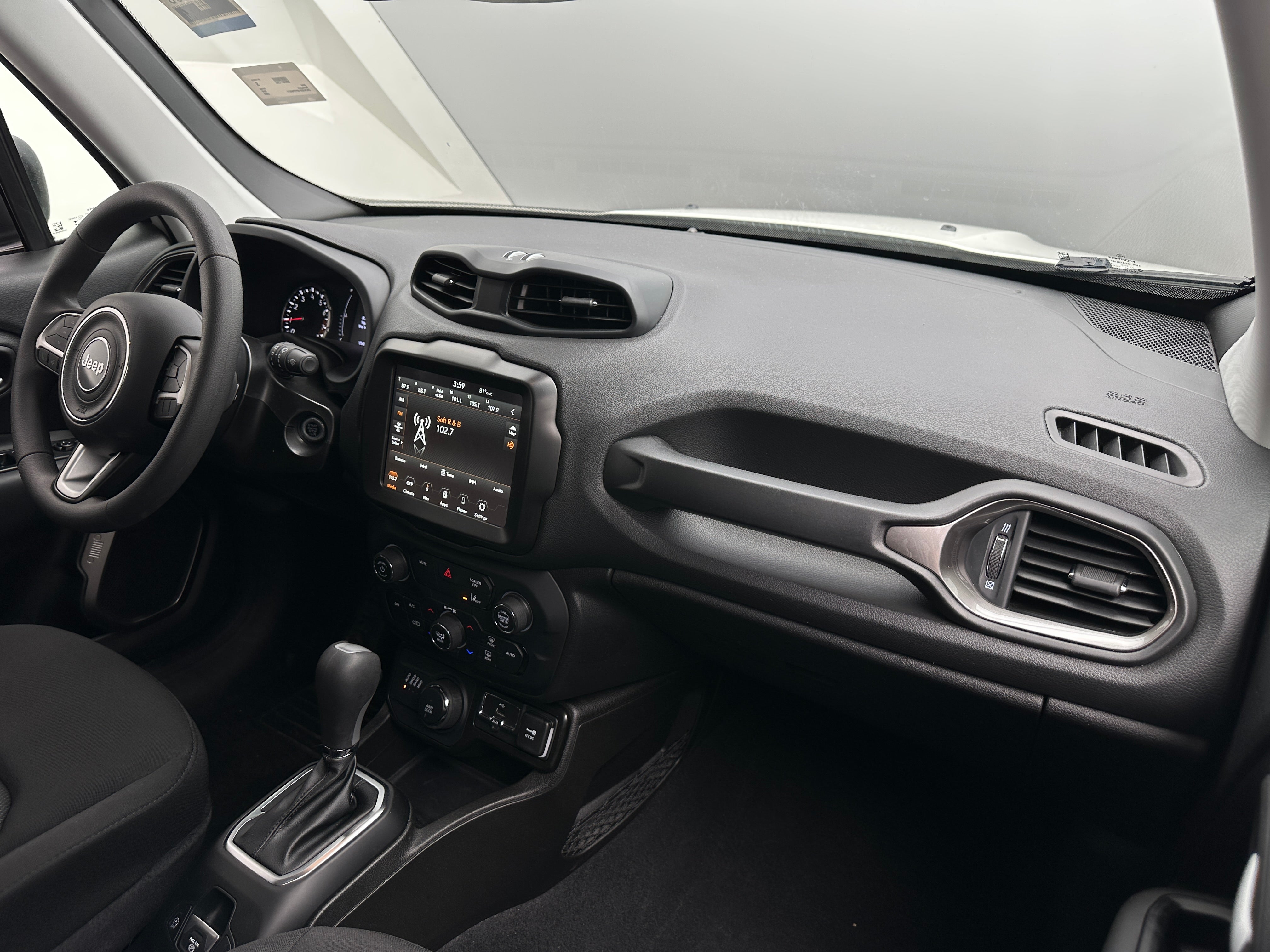 2023 Jeep Renegade Latitude 3