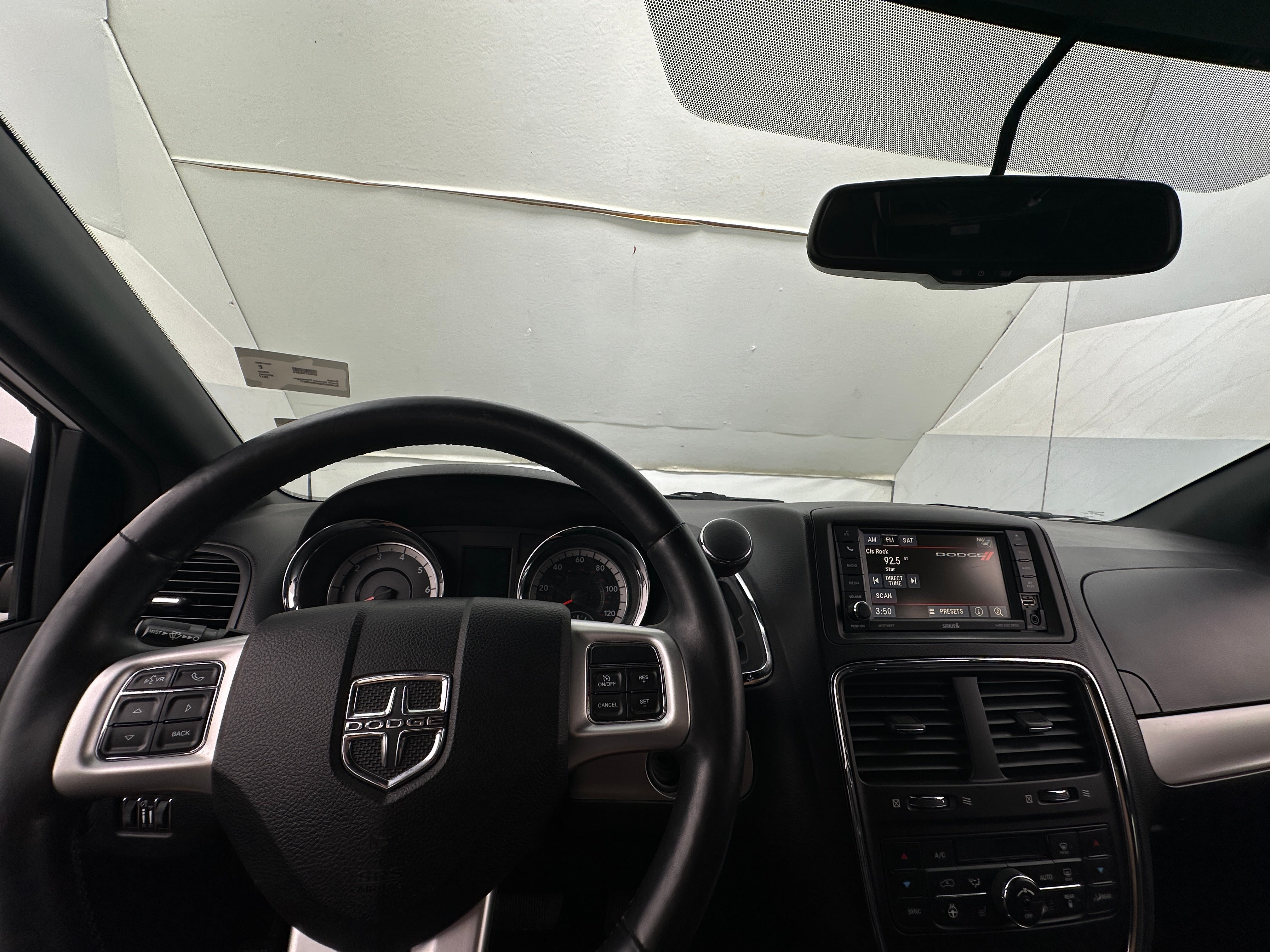 2017 Dodge Grand Caravan SE 2
