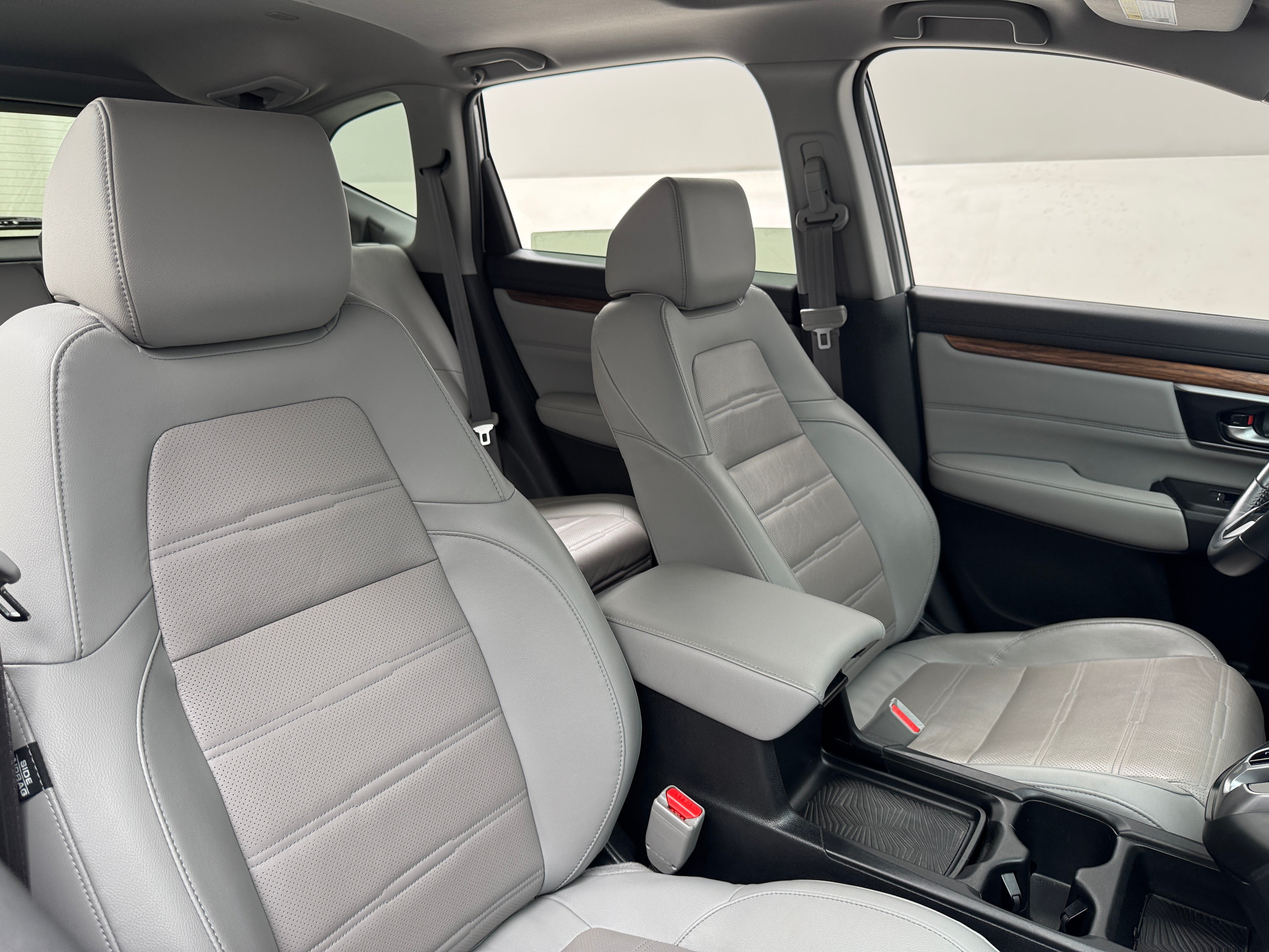 2019 Honda CR-V Touring 2