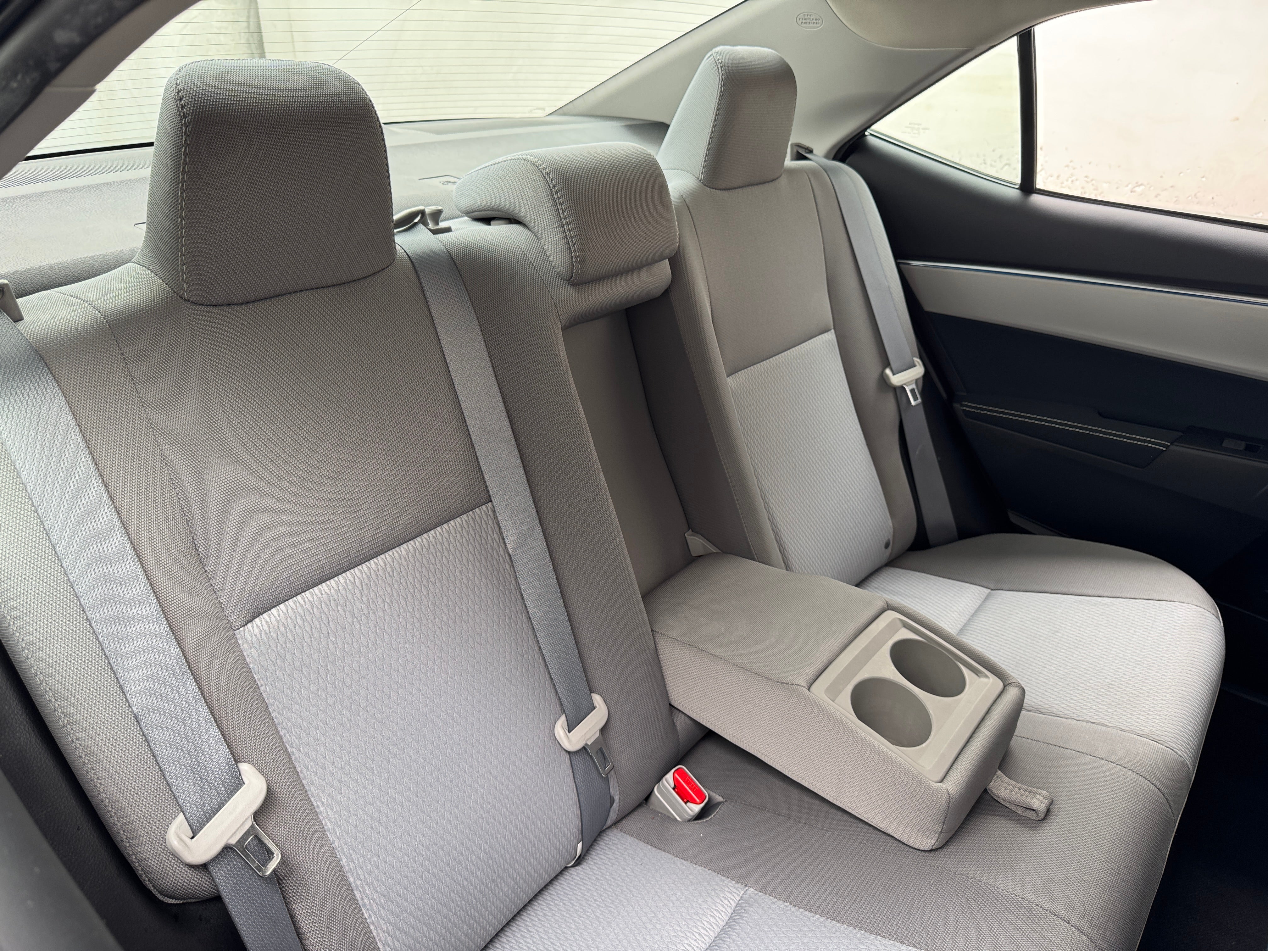 2016 Toyota Corolla LE 6