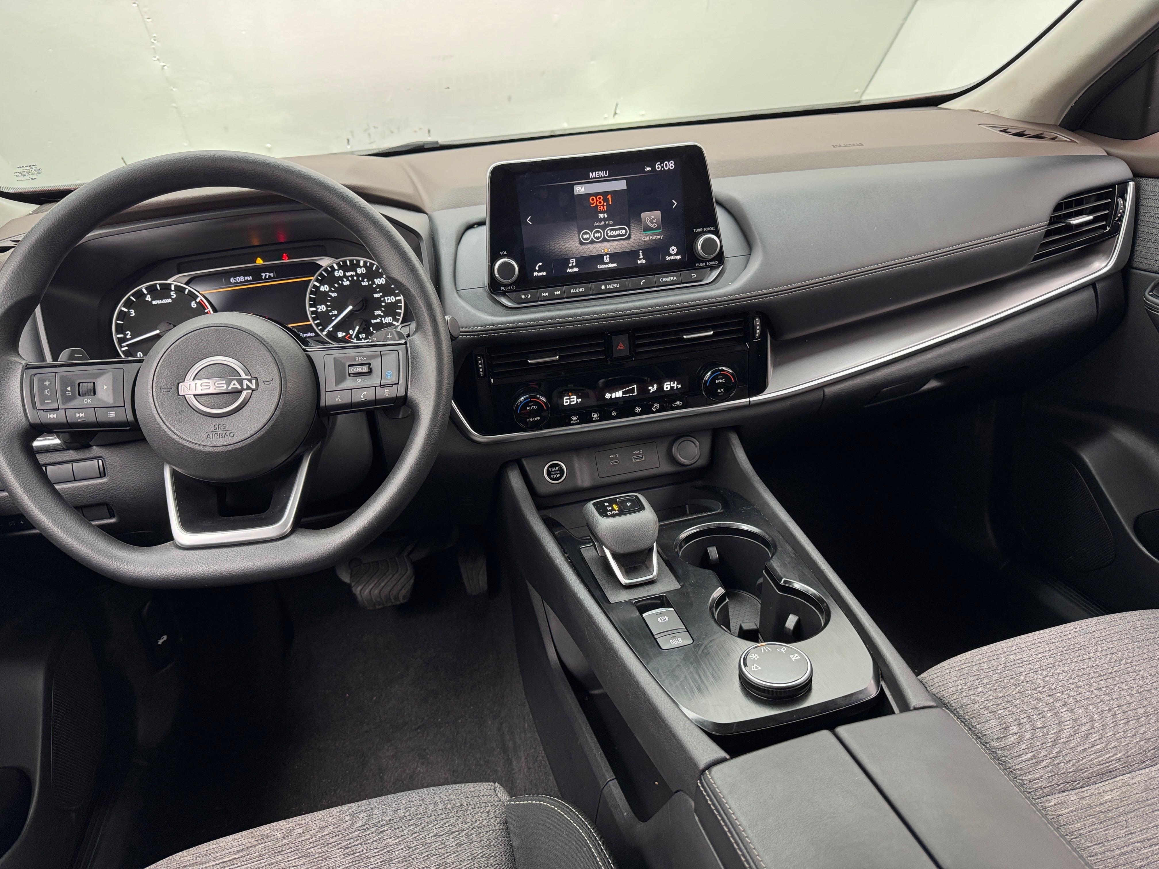 2022 Nissan Rogue SV 3