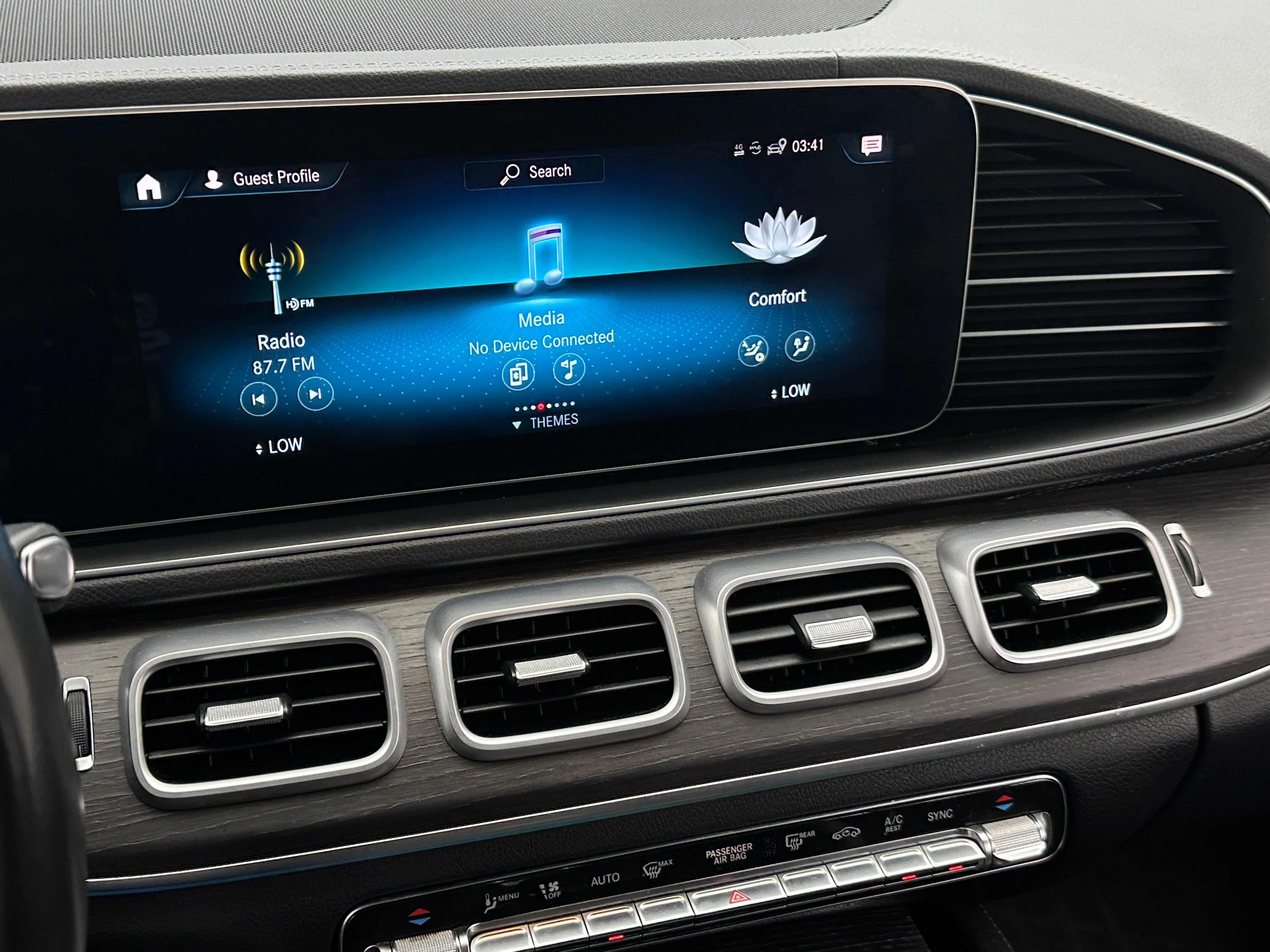 2021 Mercedes-Benz GLS 450 4MATIC 3
