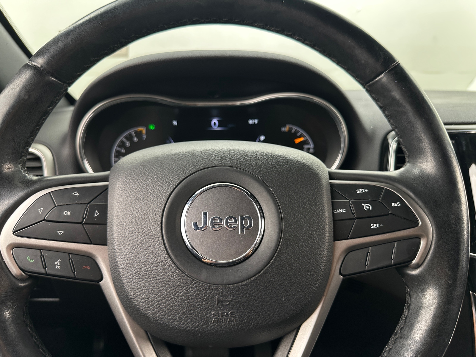 Thumbnail: 2019 Jeep Grand Cherokee - 4