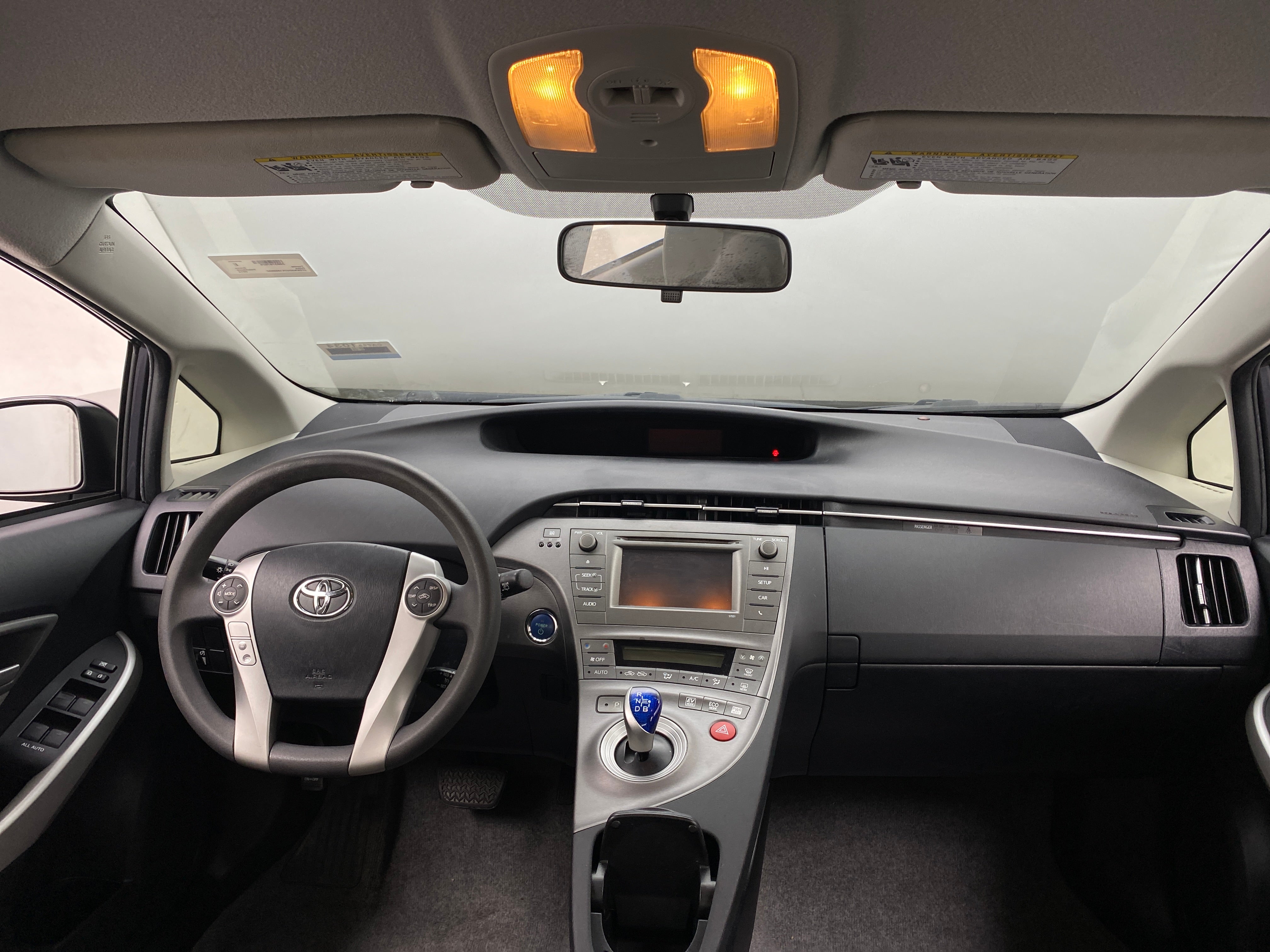 2014 Toyota Prius Two 3