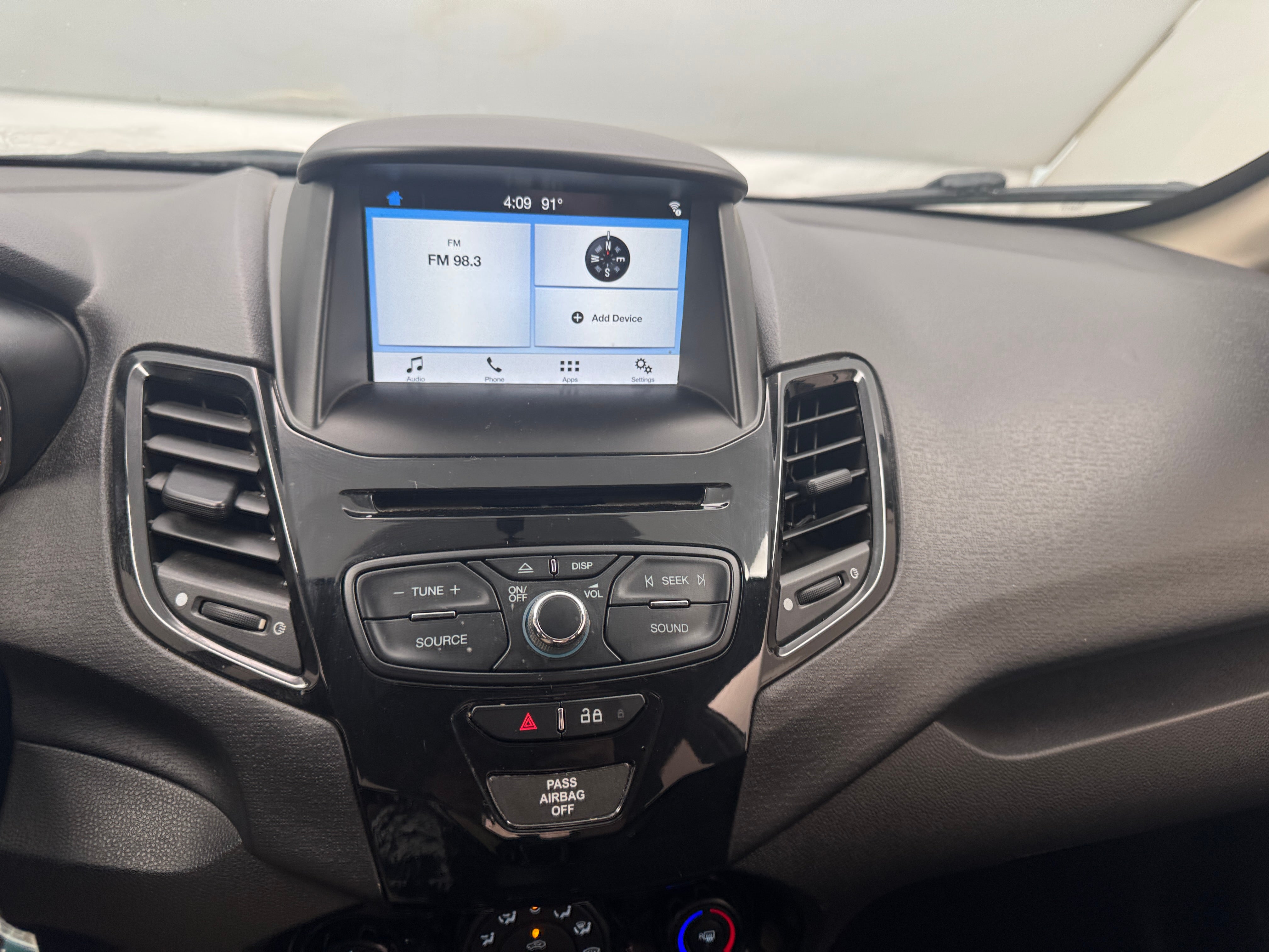 2018 Ford Fiesta SE 4