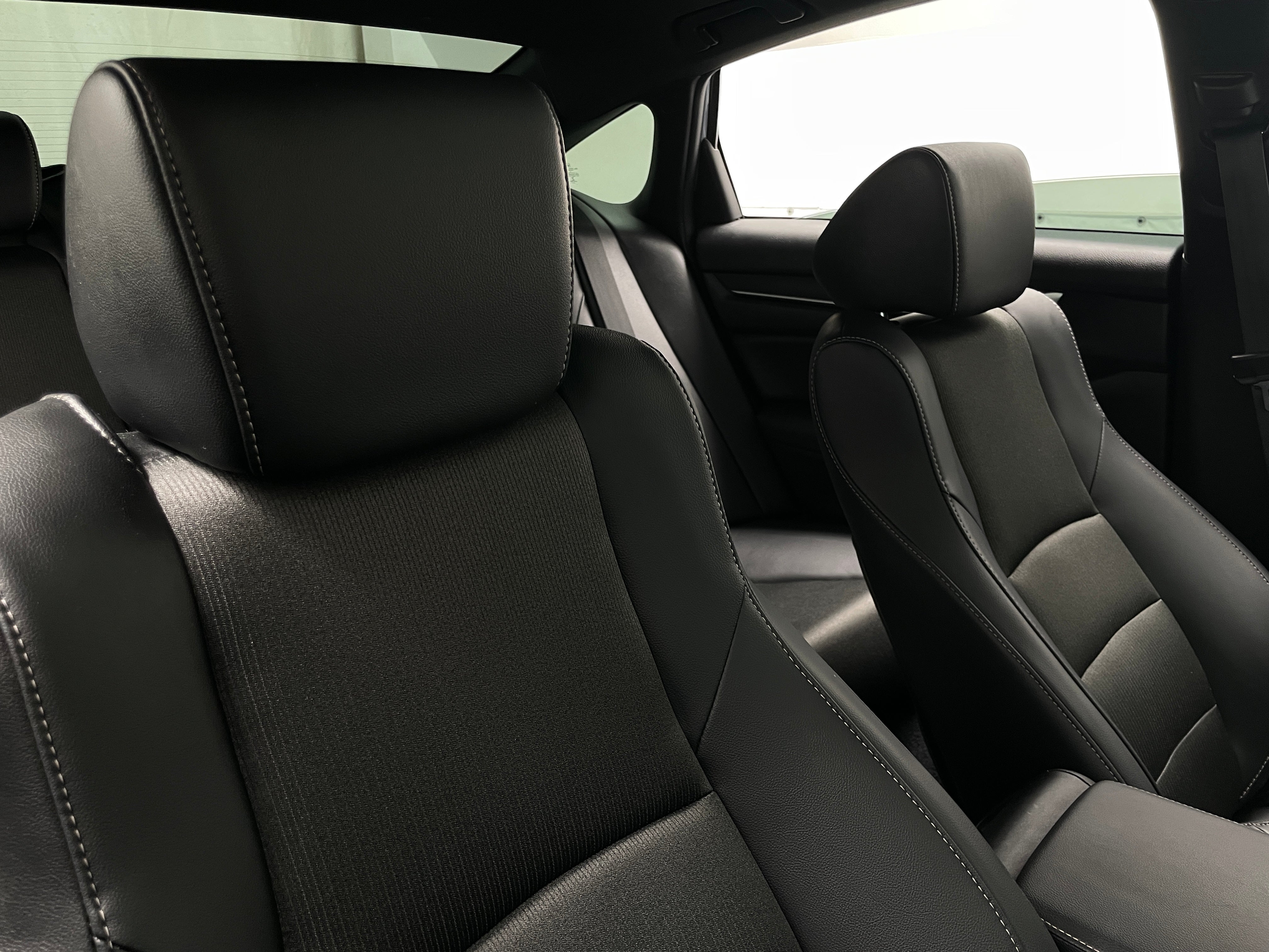 2022 Honda Accord Sport 2