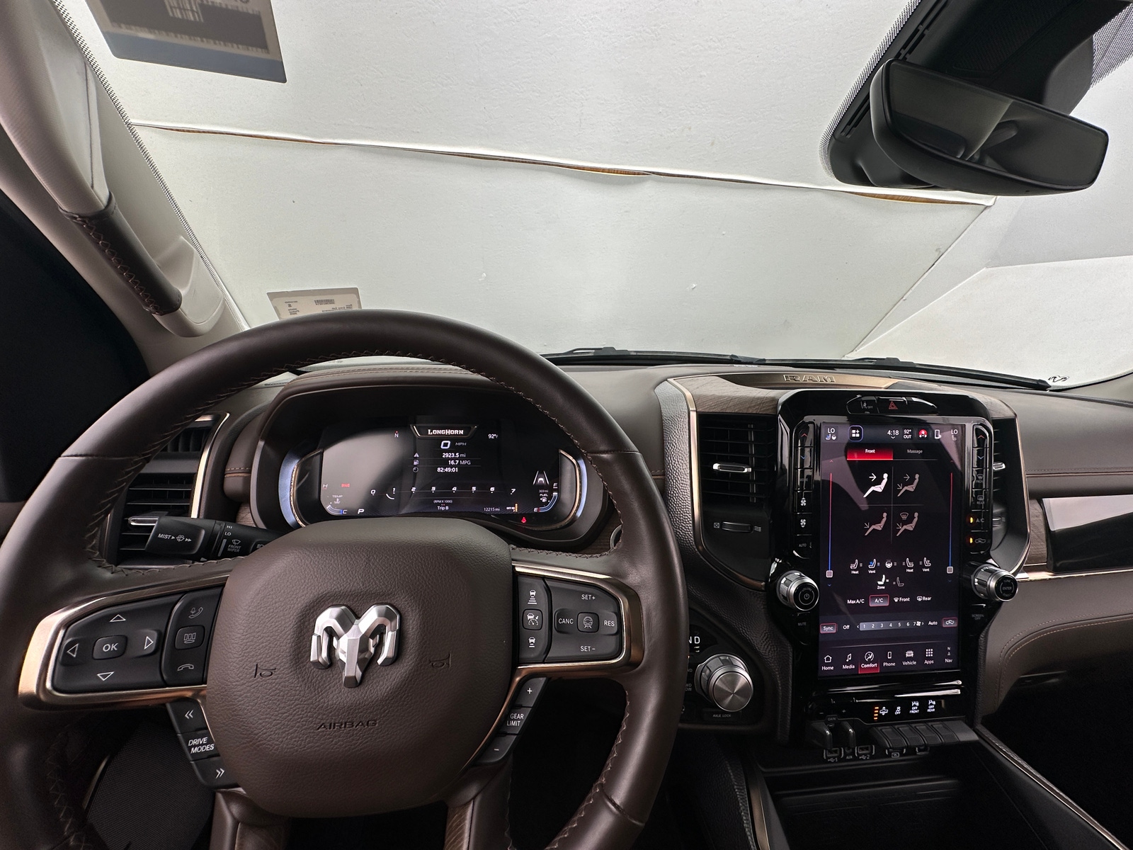 Thumbnail: 2025 RAM 1500 - 2