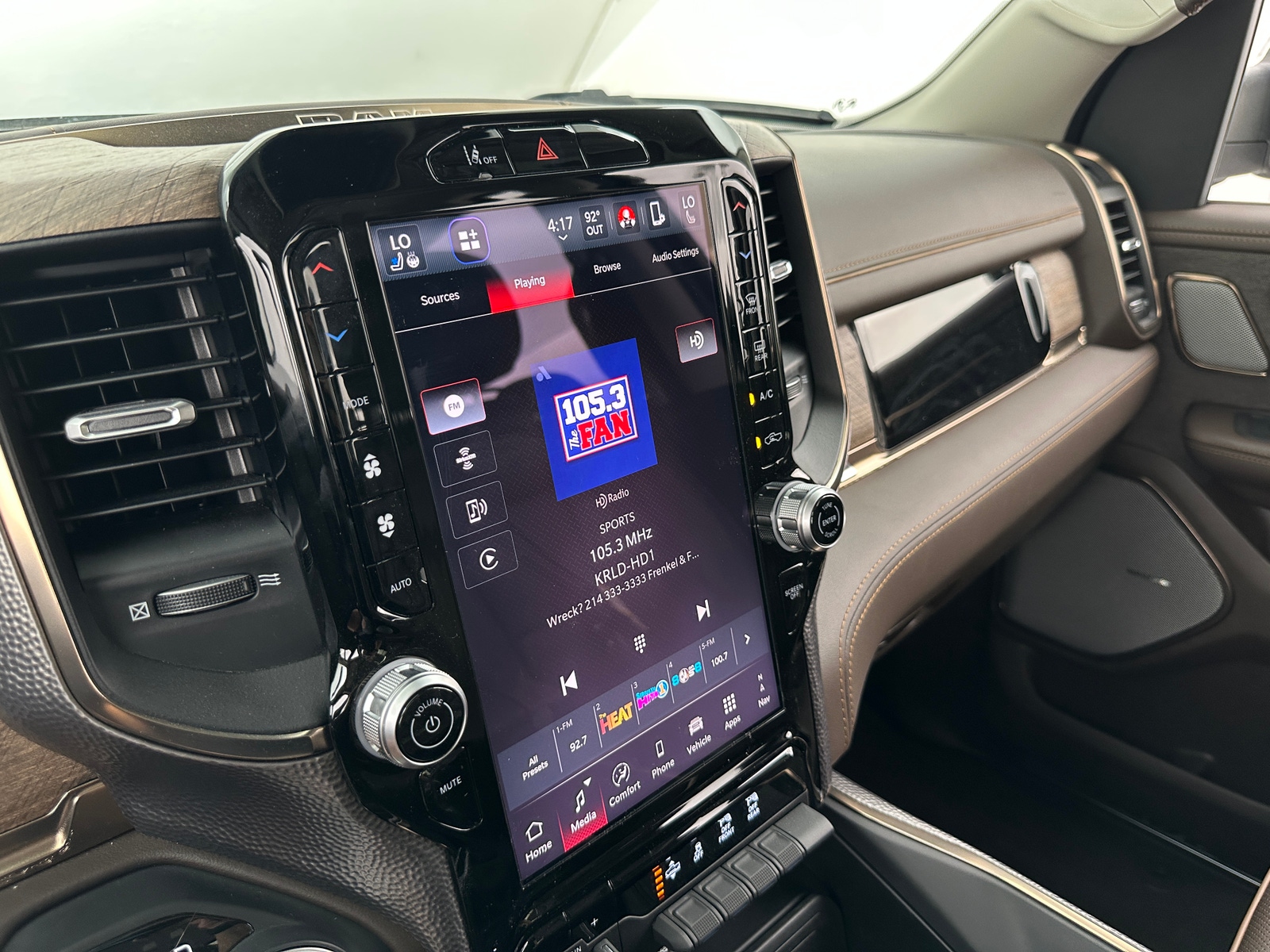 Thumbnail: 2025 RAM 1500 - 3