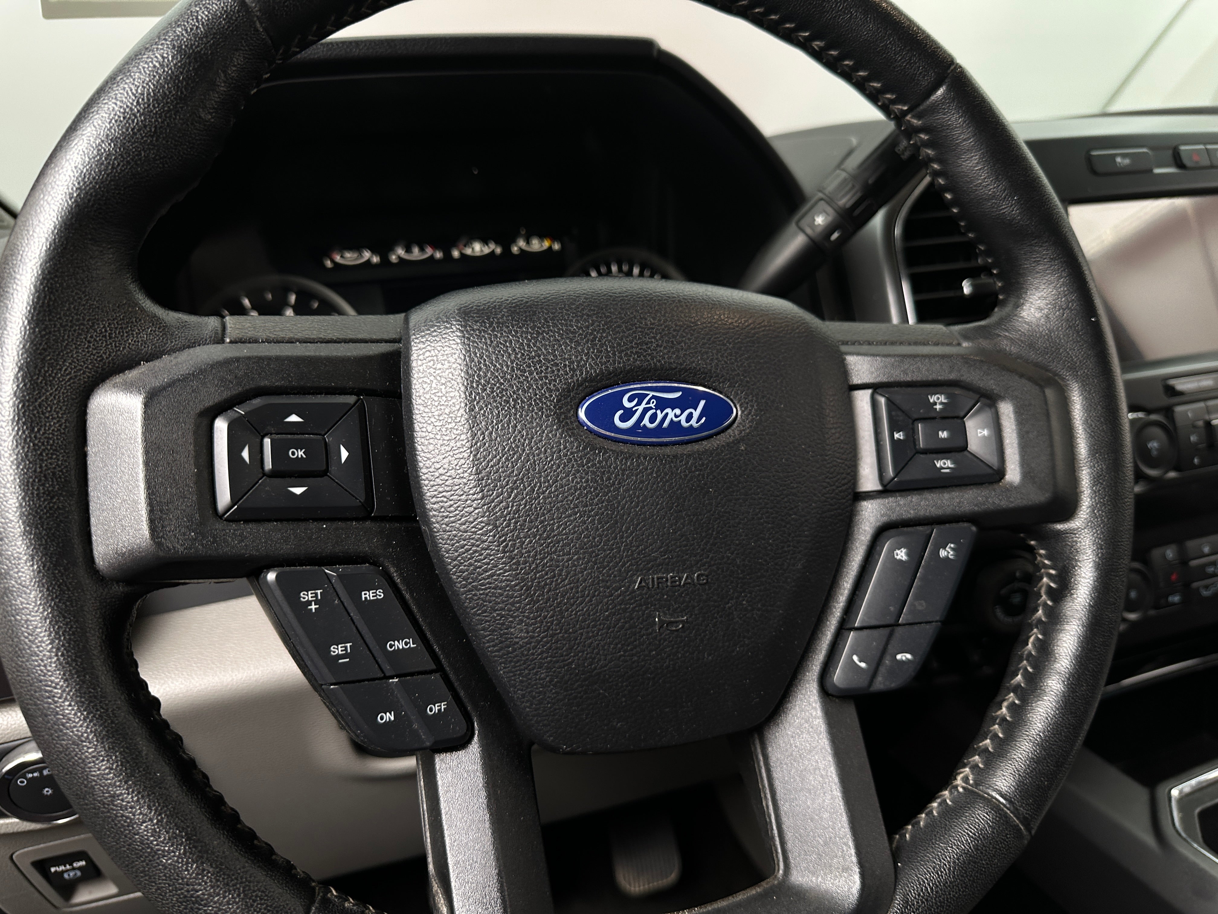 2020 Ford Econoline E-150 5