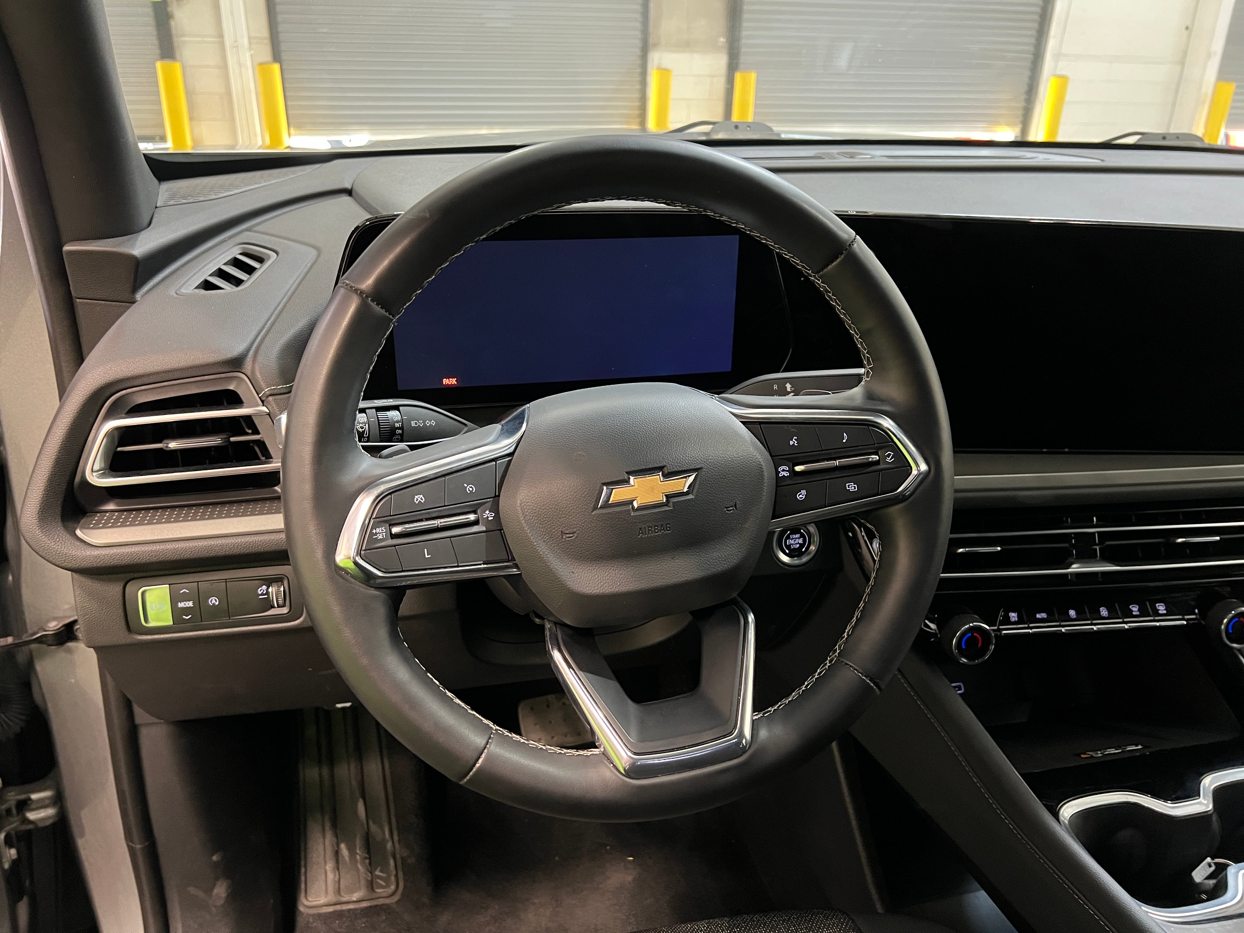Thumbnail: 2024 Chevrolet Traverse - 5