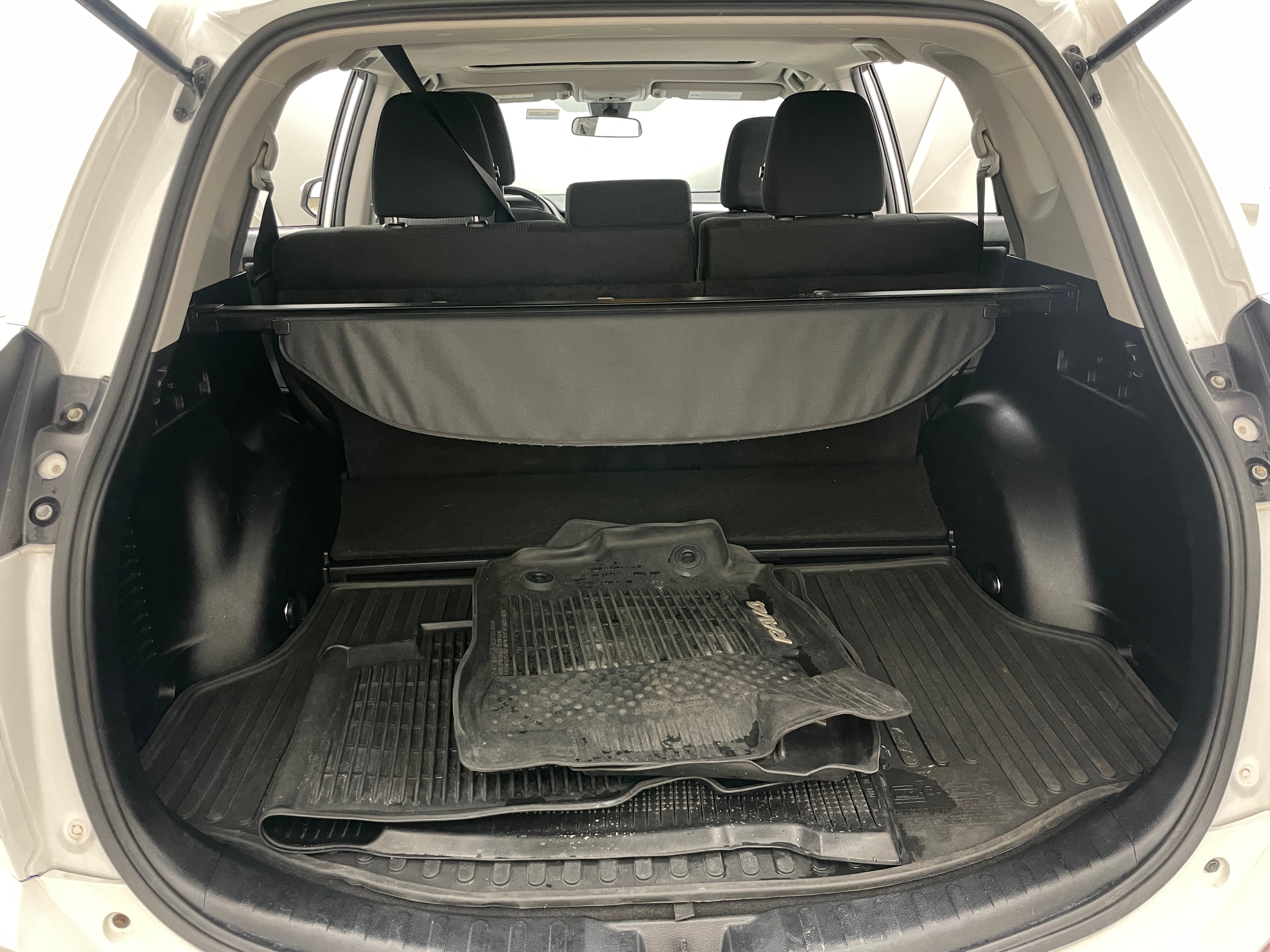 2017 Toyota RAV4 XLE 7