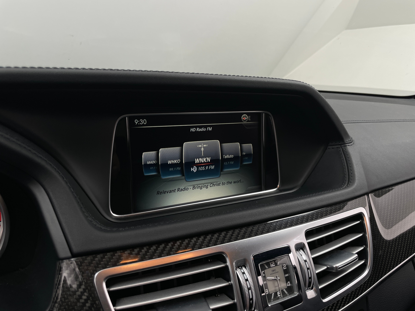 Thumbnail: 2016 Mercedes-Benz E-Class - 3