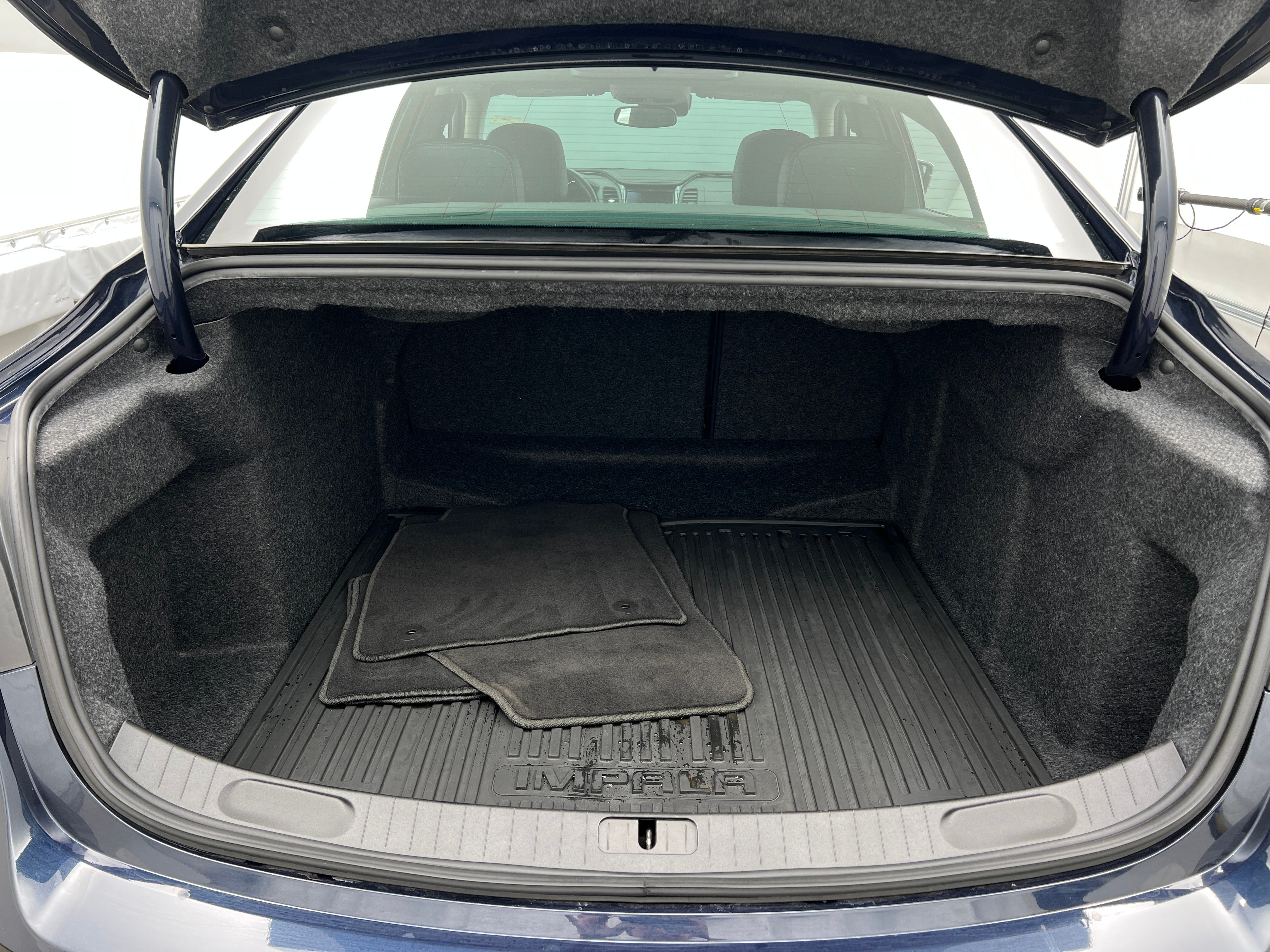 2015 Chevrolet Impala LTZ 6