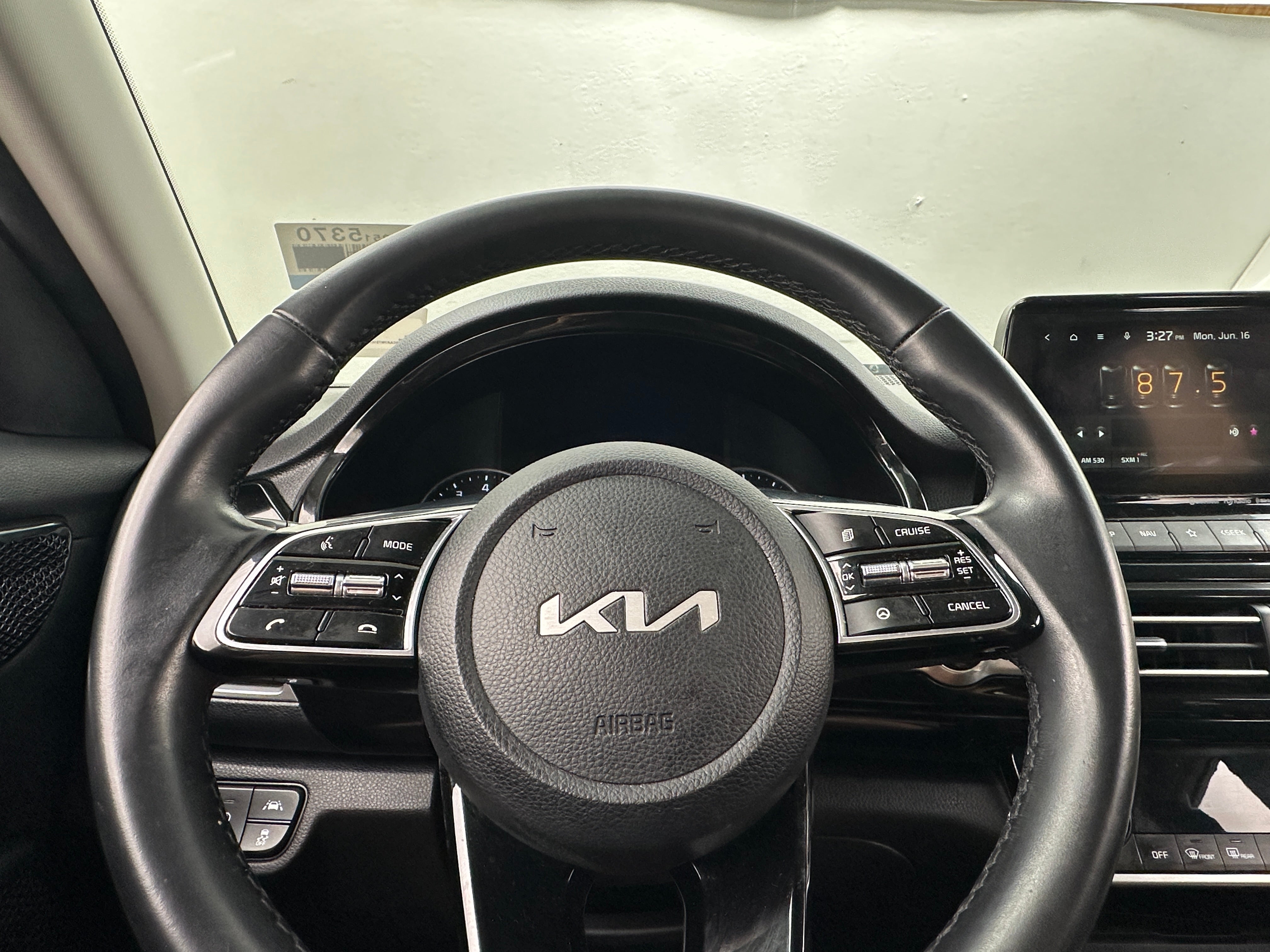 Thumbnail: 2022 Kia Seltos - 4