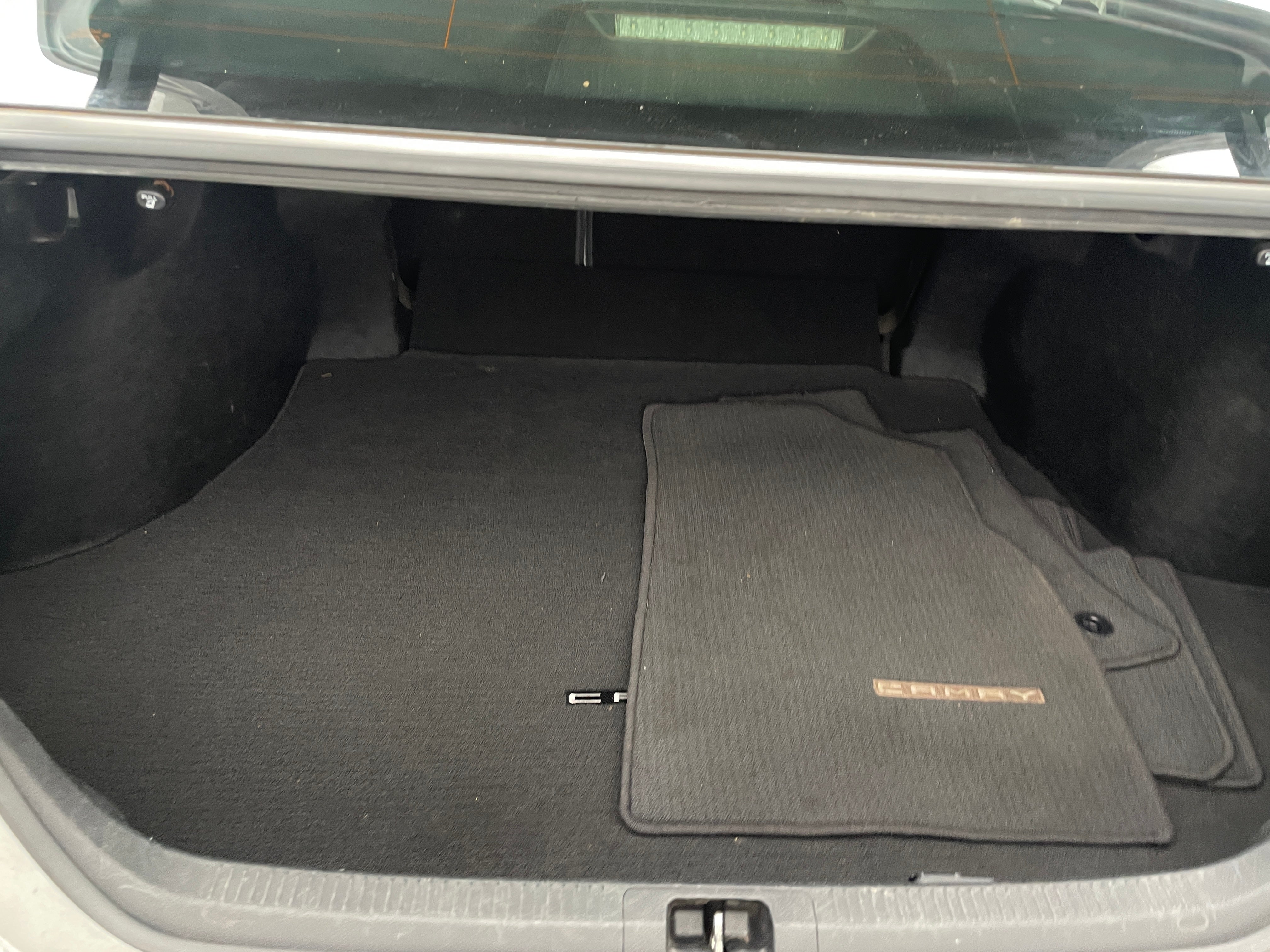 2018 Toyota Camry SE 7