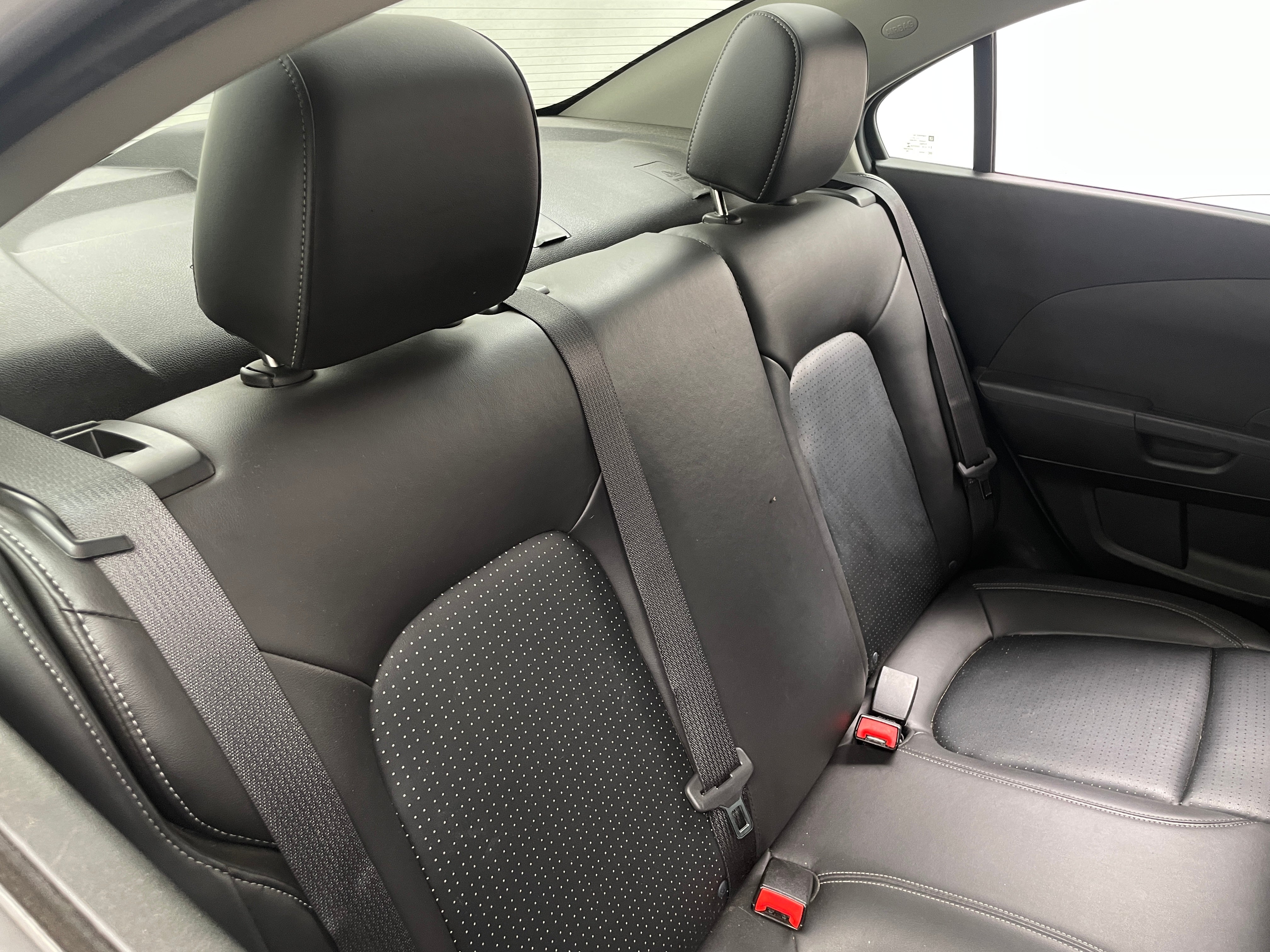 2019 Chevrolet Sonic Premier 5