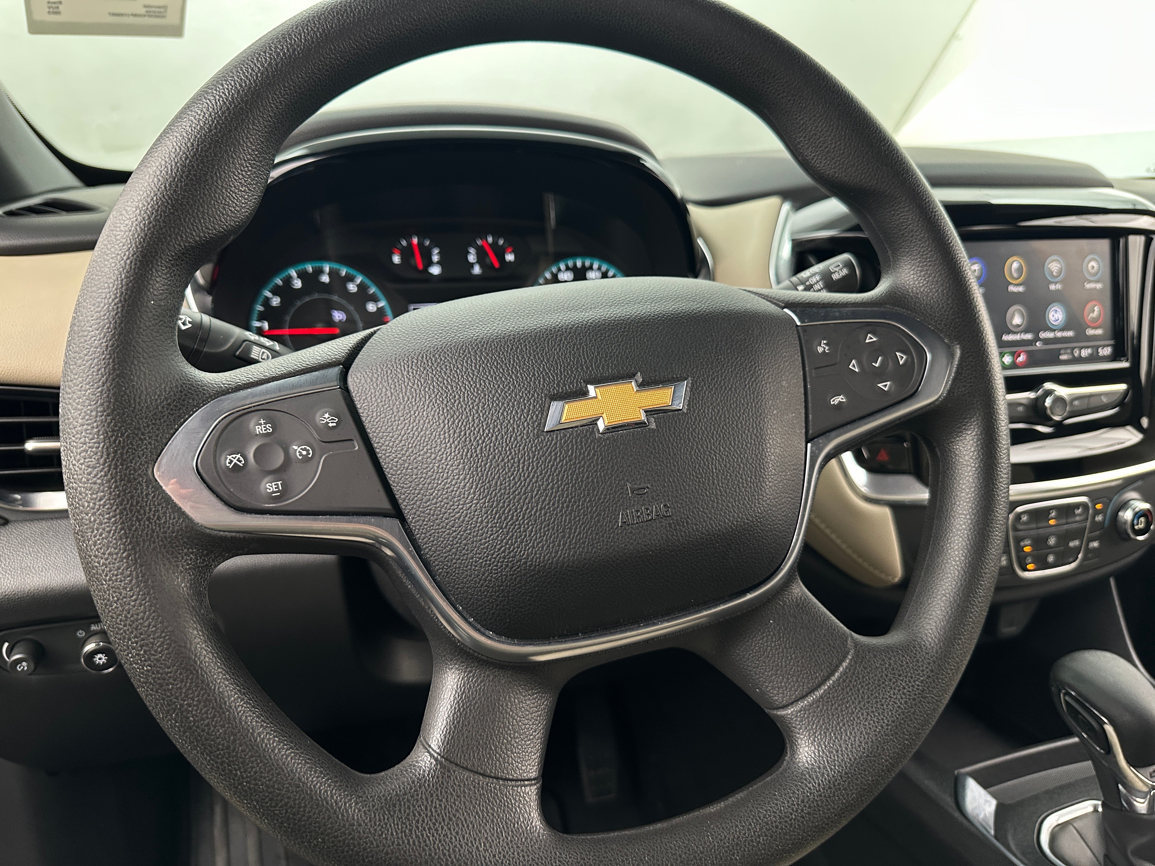 2023 Chevrolet Traverse LS 5