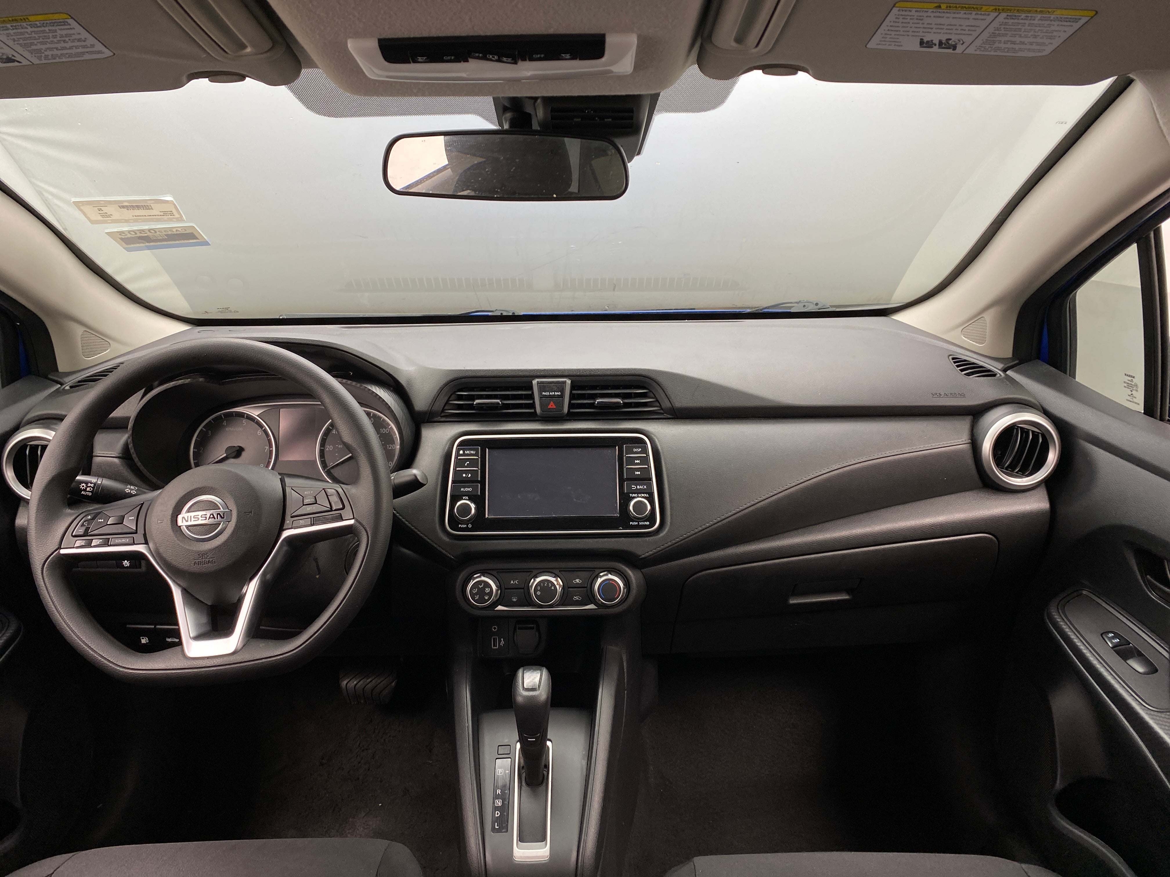 2022 Nissan Versa S 3