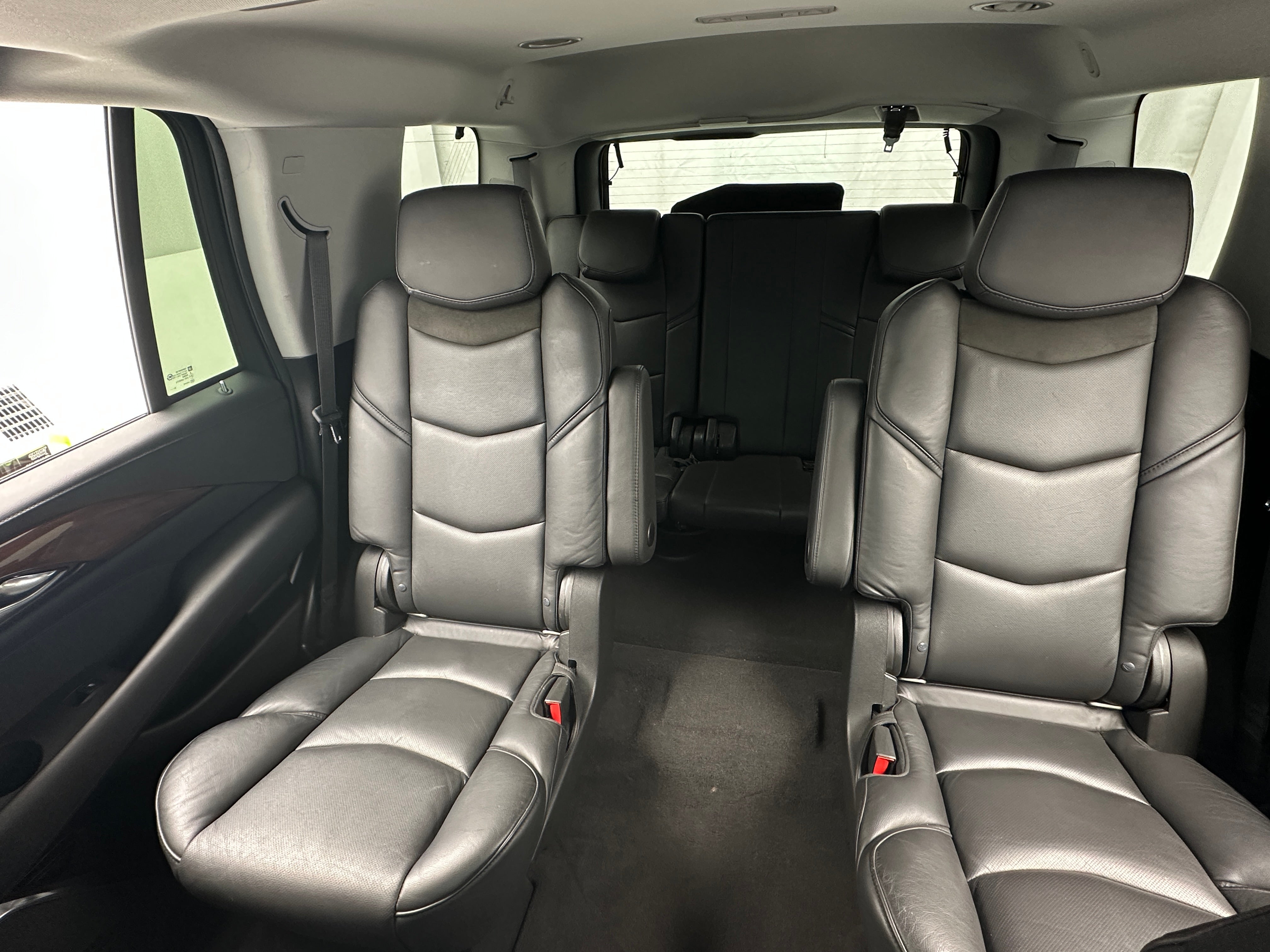 2019 Cadillac Escalade Luxury 5