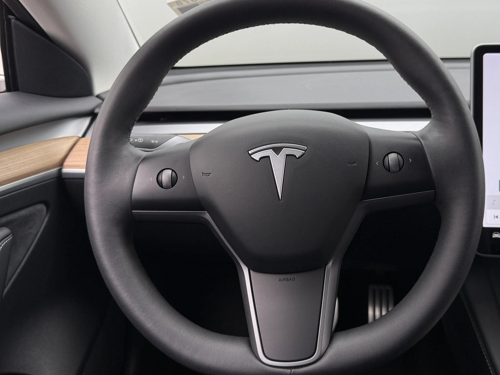 Thumbnail: 2021 Tesla Model 3 - 4