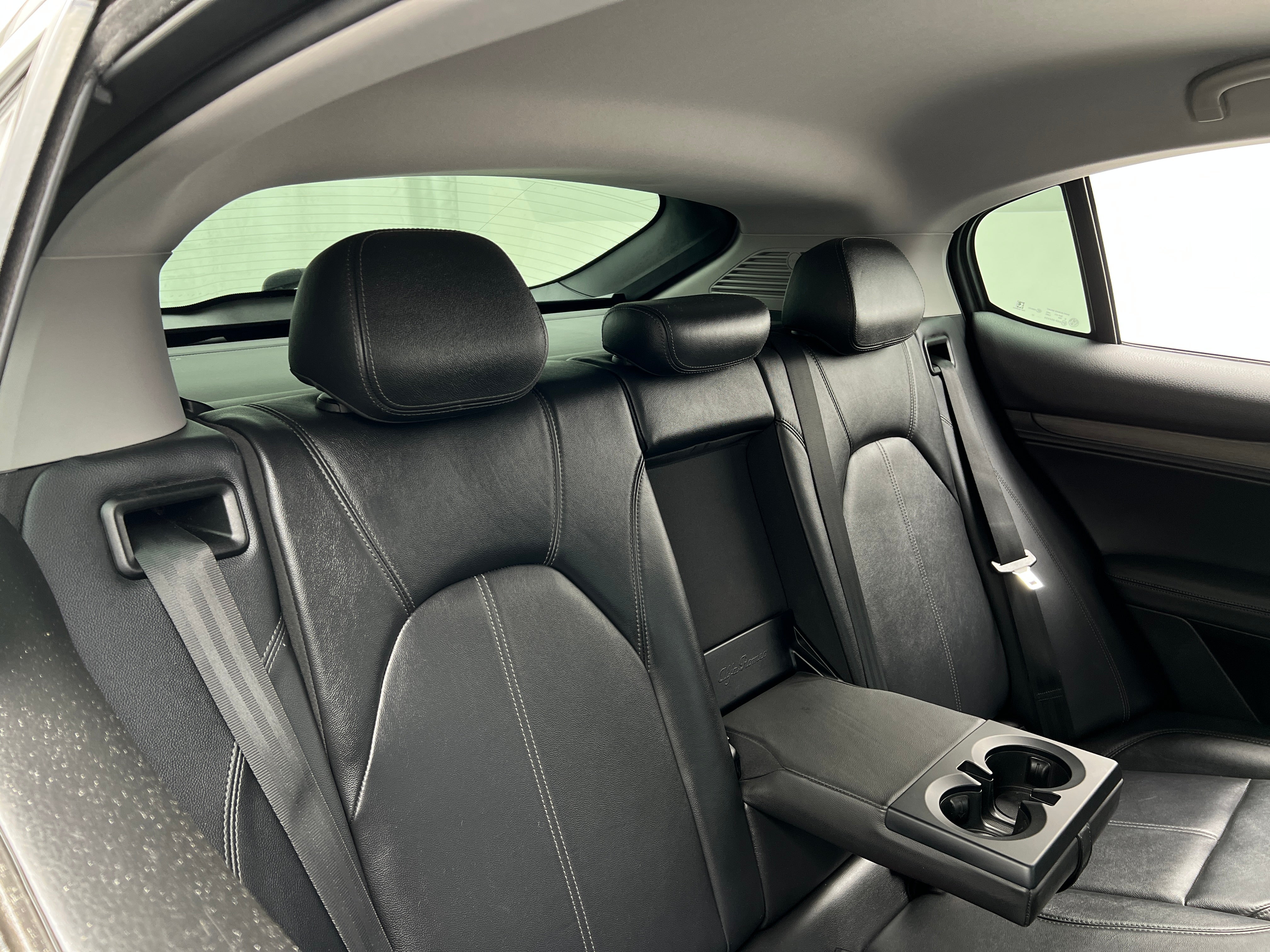 2018 Alfa Romeo Stelvio Ti 5