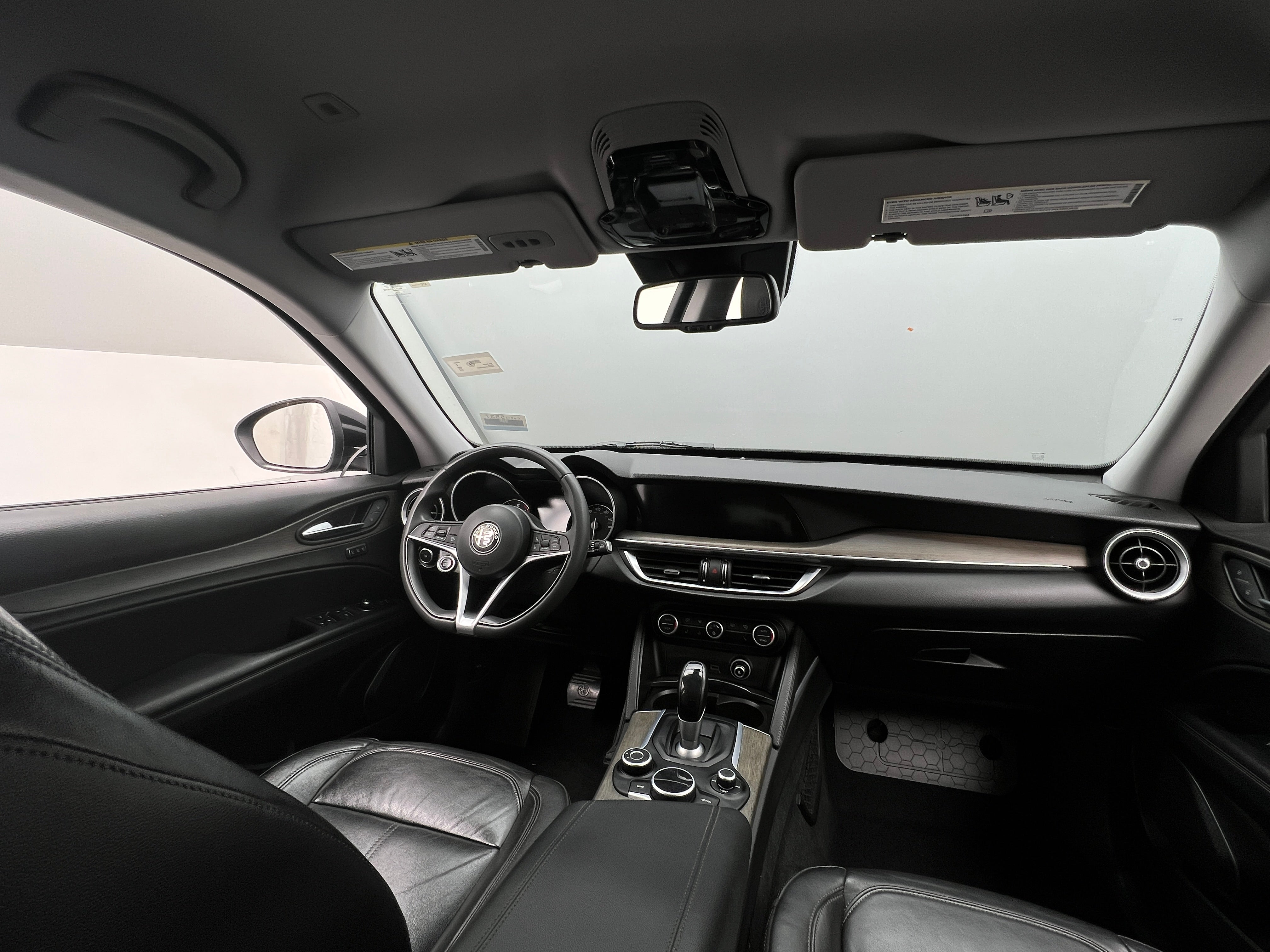 2018 Alfa Romeo Stelvio Ti 2