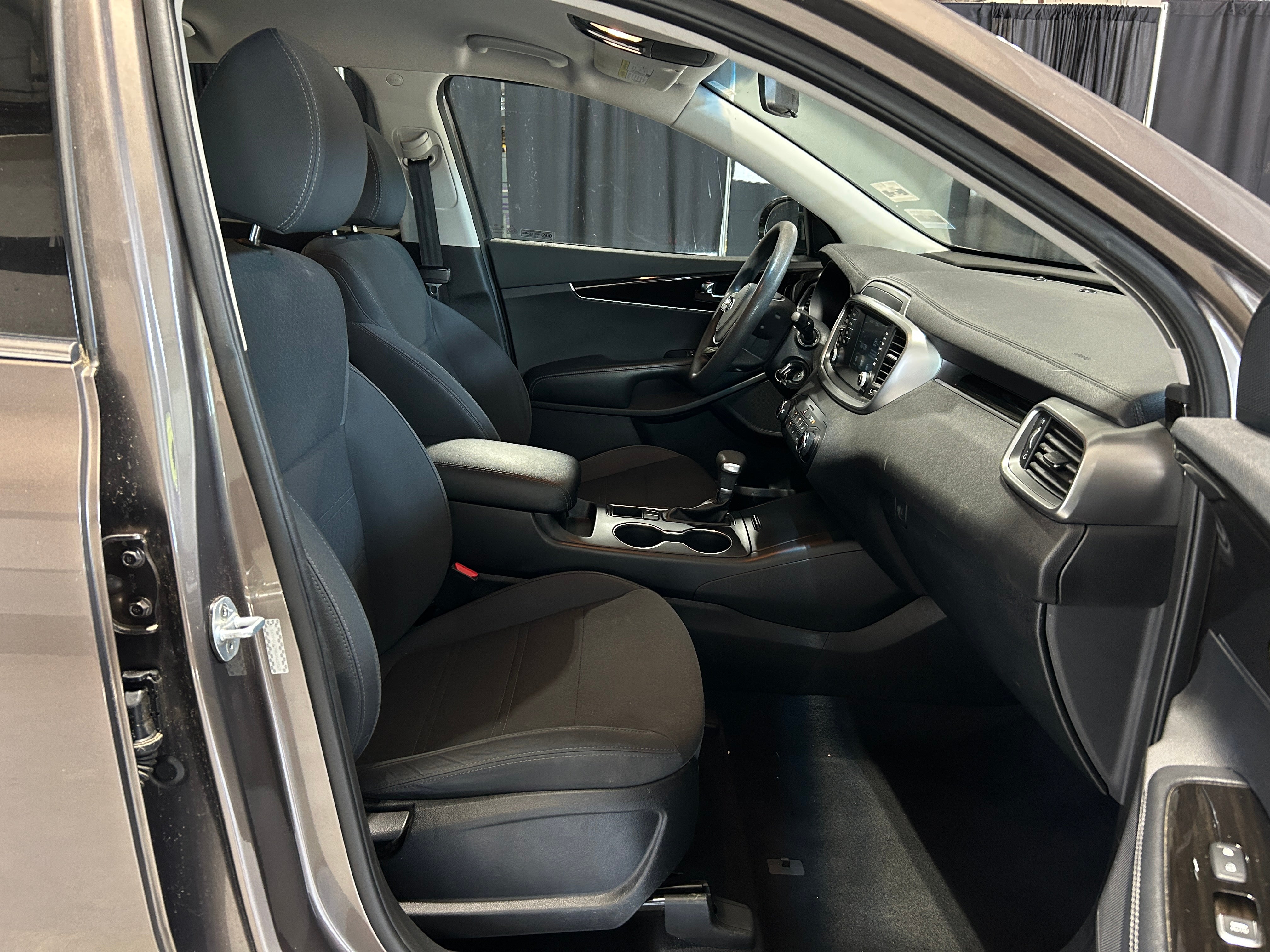 2019 Kia Sorento LX 2