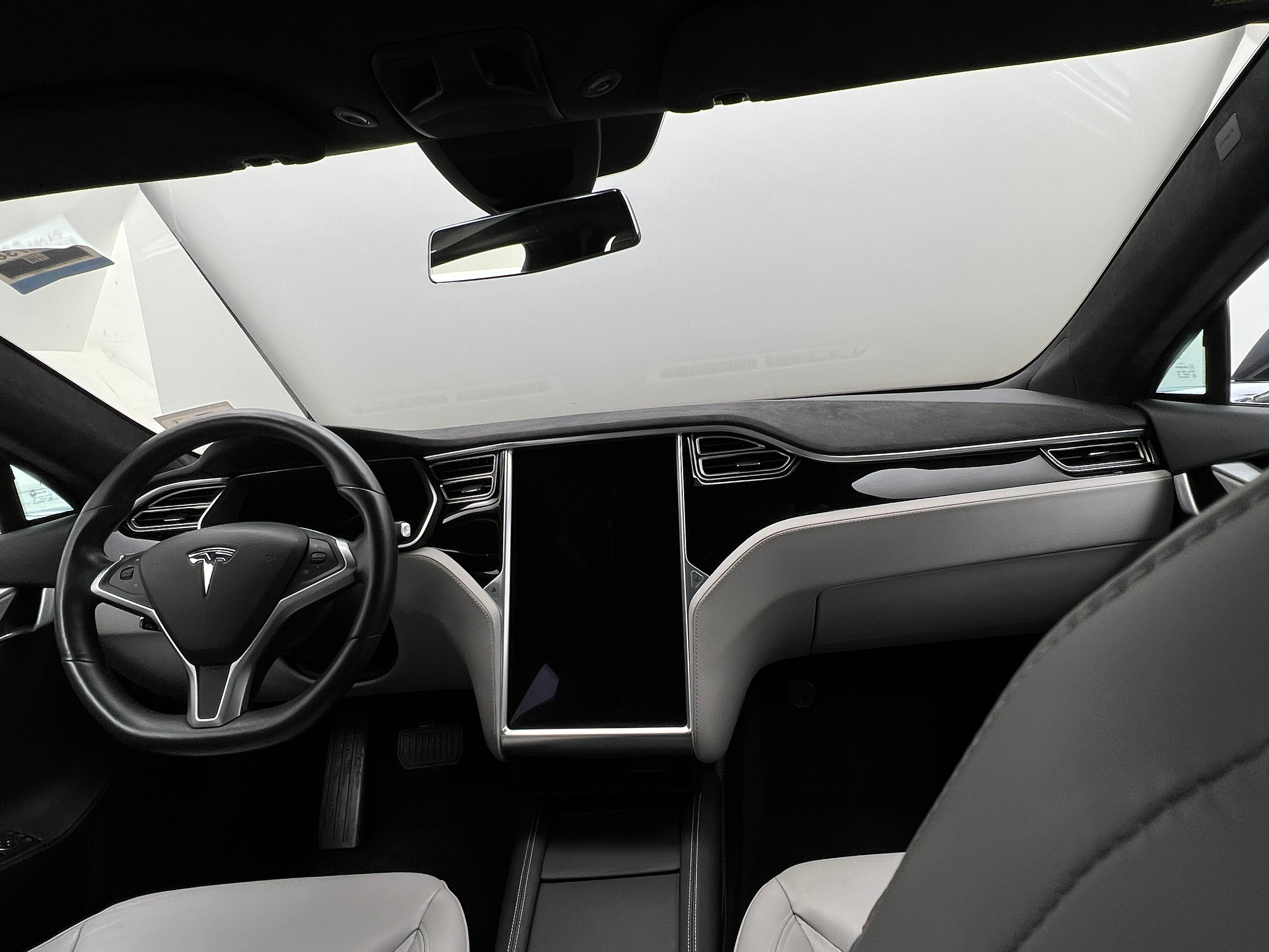 Thumbnail: 2015 Tesla Model S - 2
