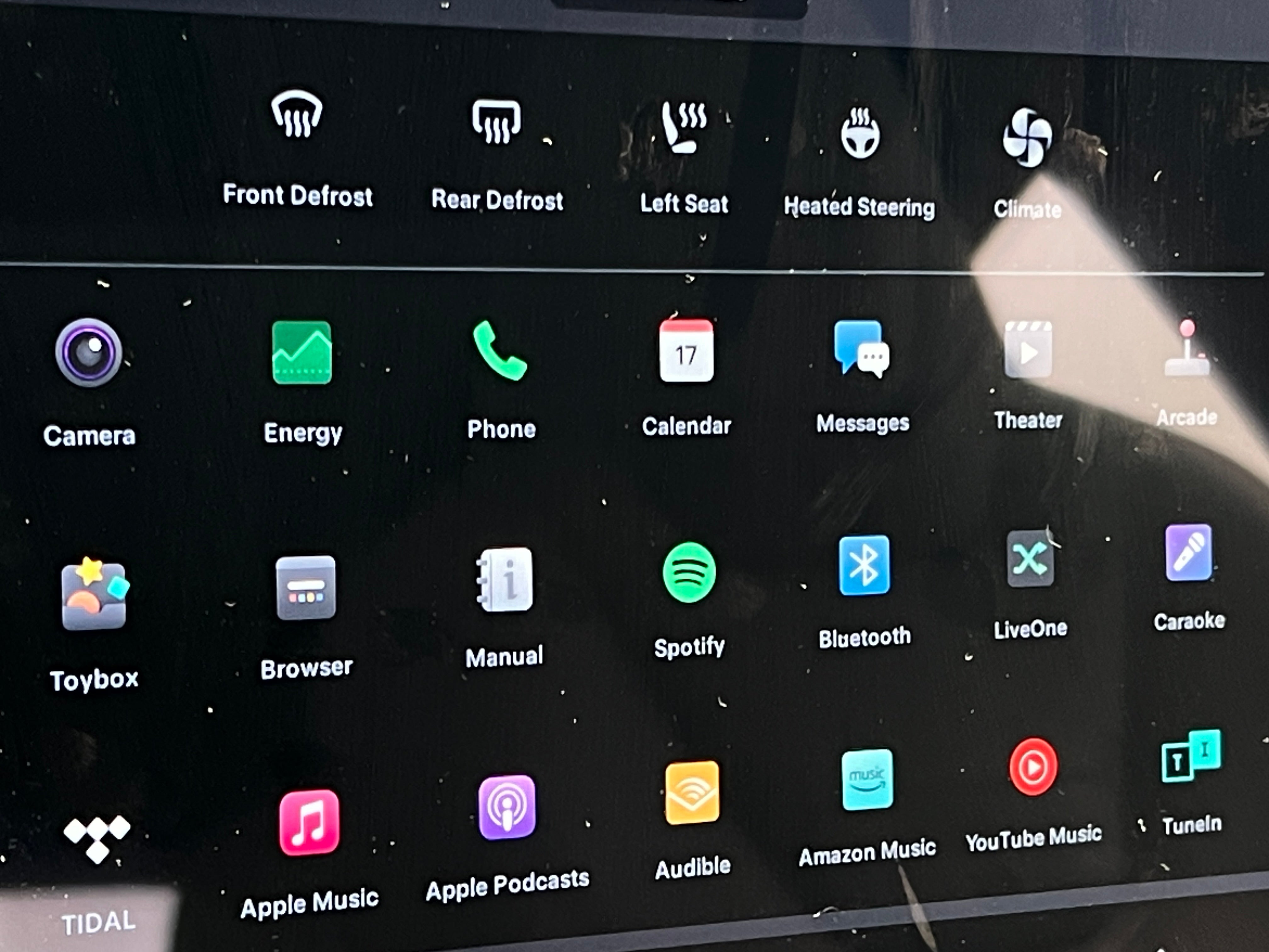 Thumbnail: 2015 Tesla Model S - 3