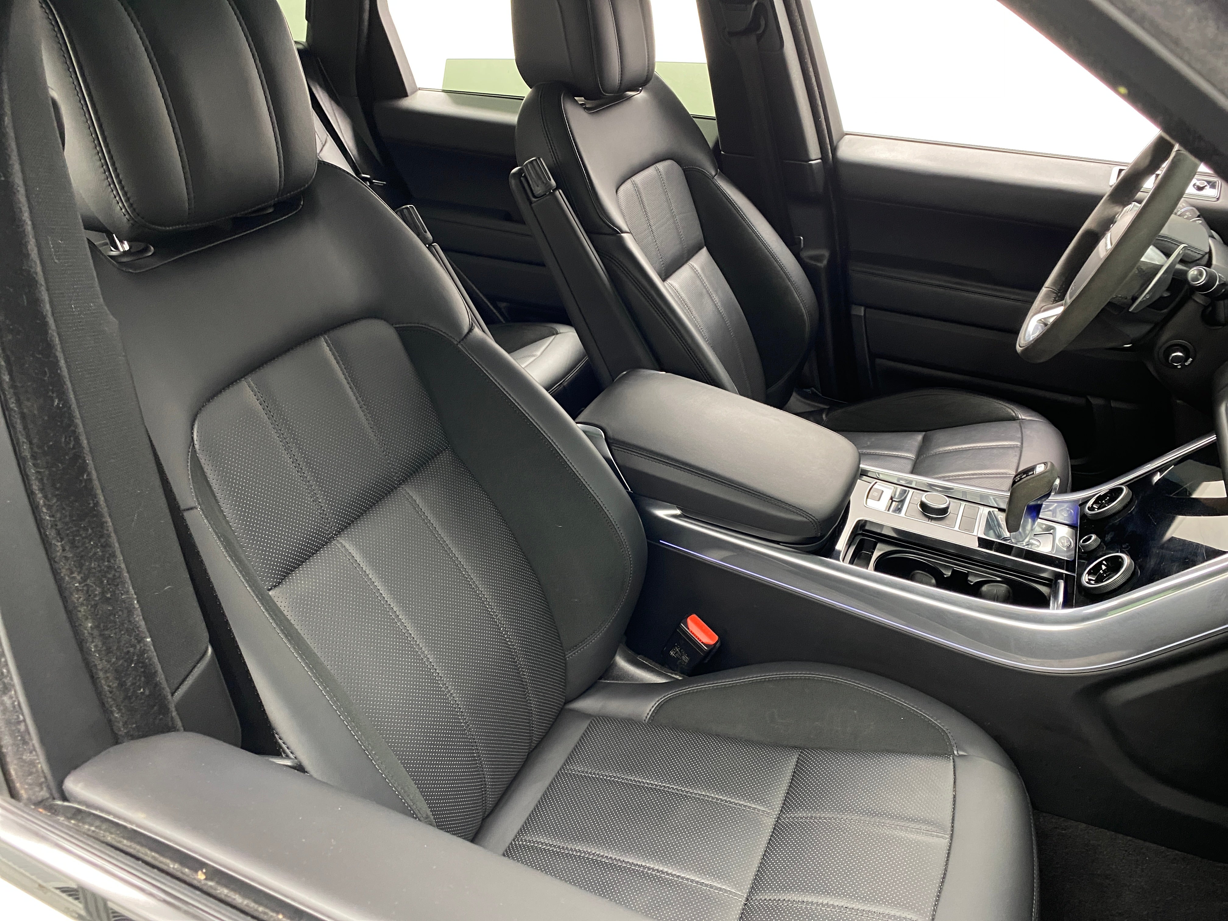 2020 Land Rover Range Rover Sport HST 2