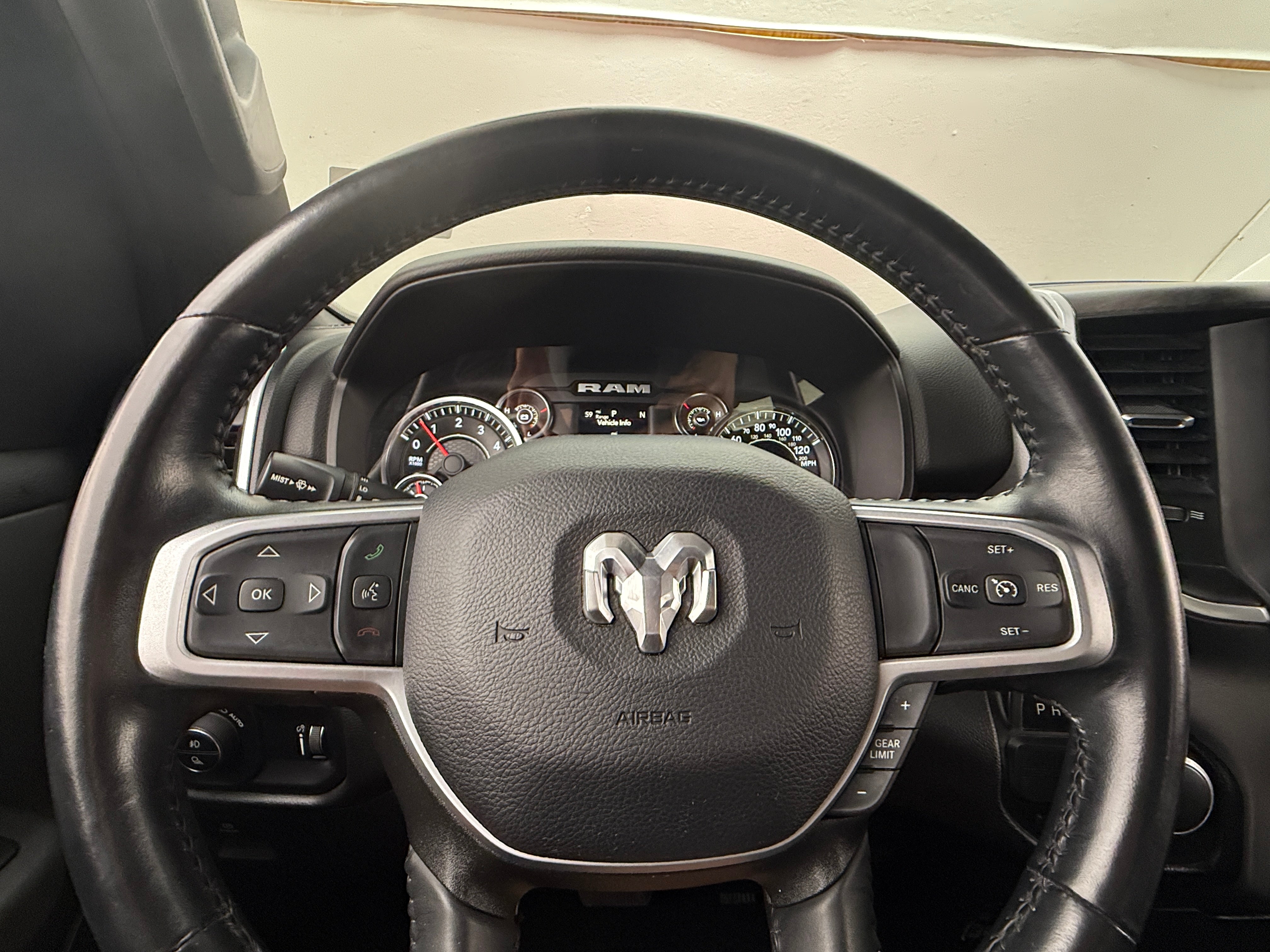 2023 RAM 1500 Big Horn 5