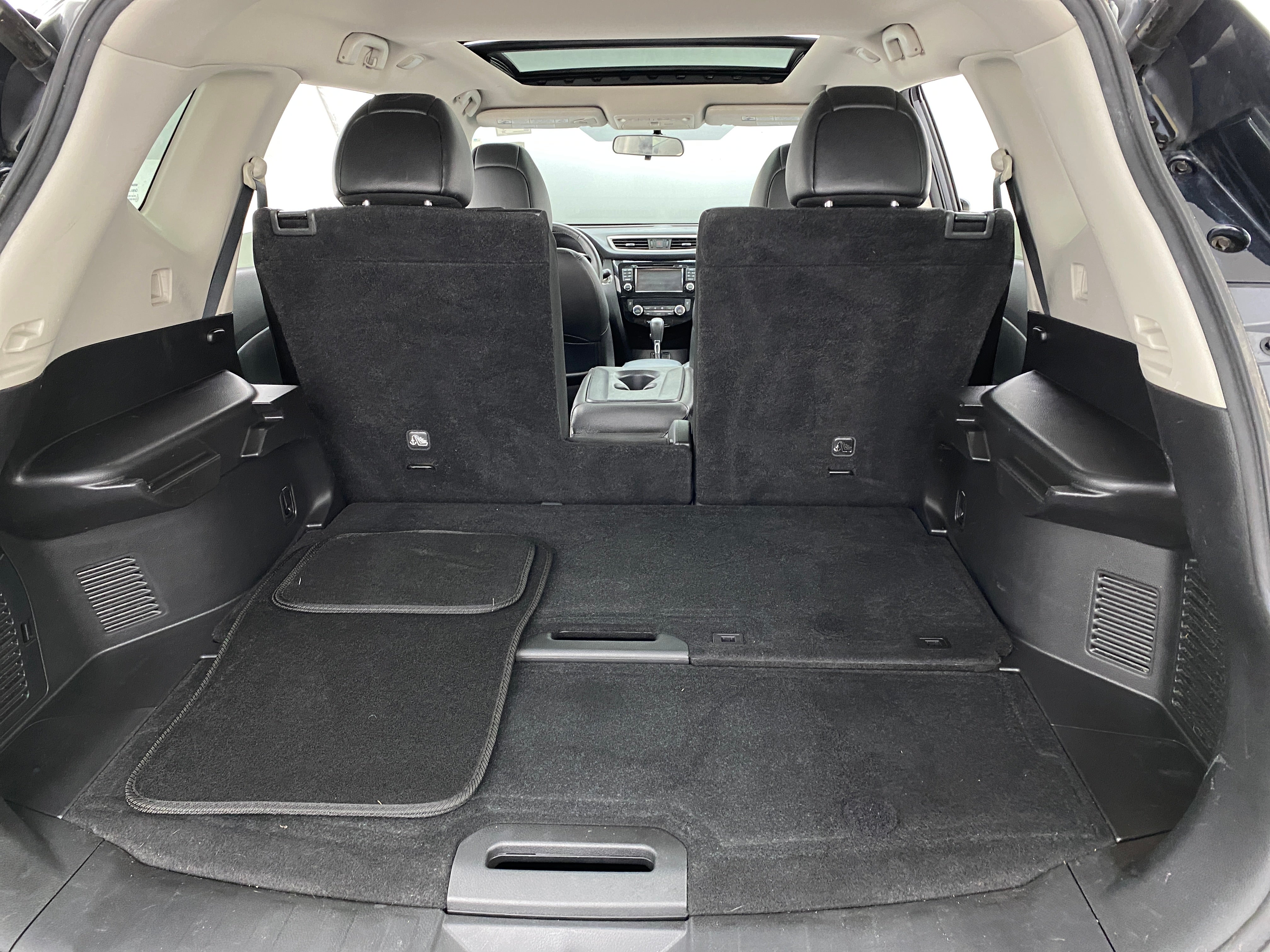 2016 Nissan Rogue SL 6