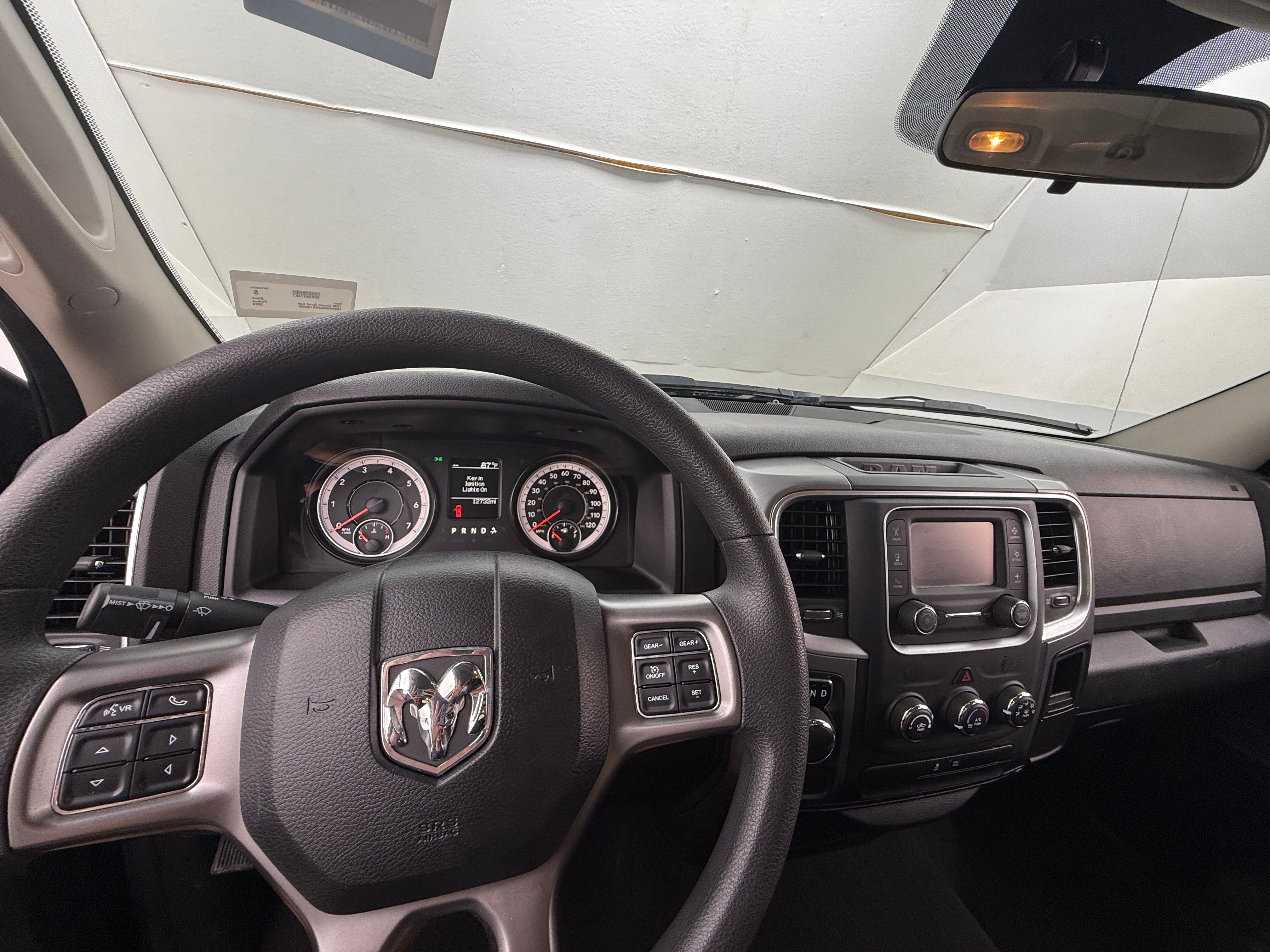 Thumbnail: 2024 RAM 1500 Classic - 3