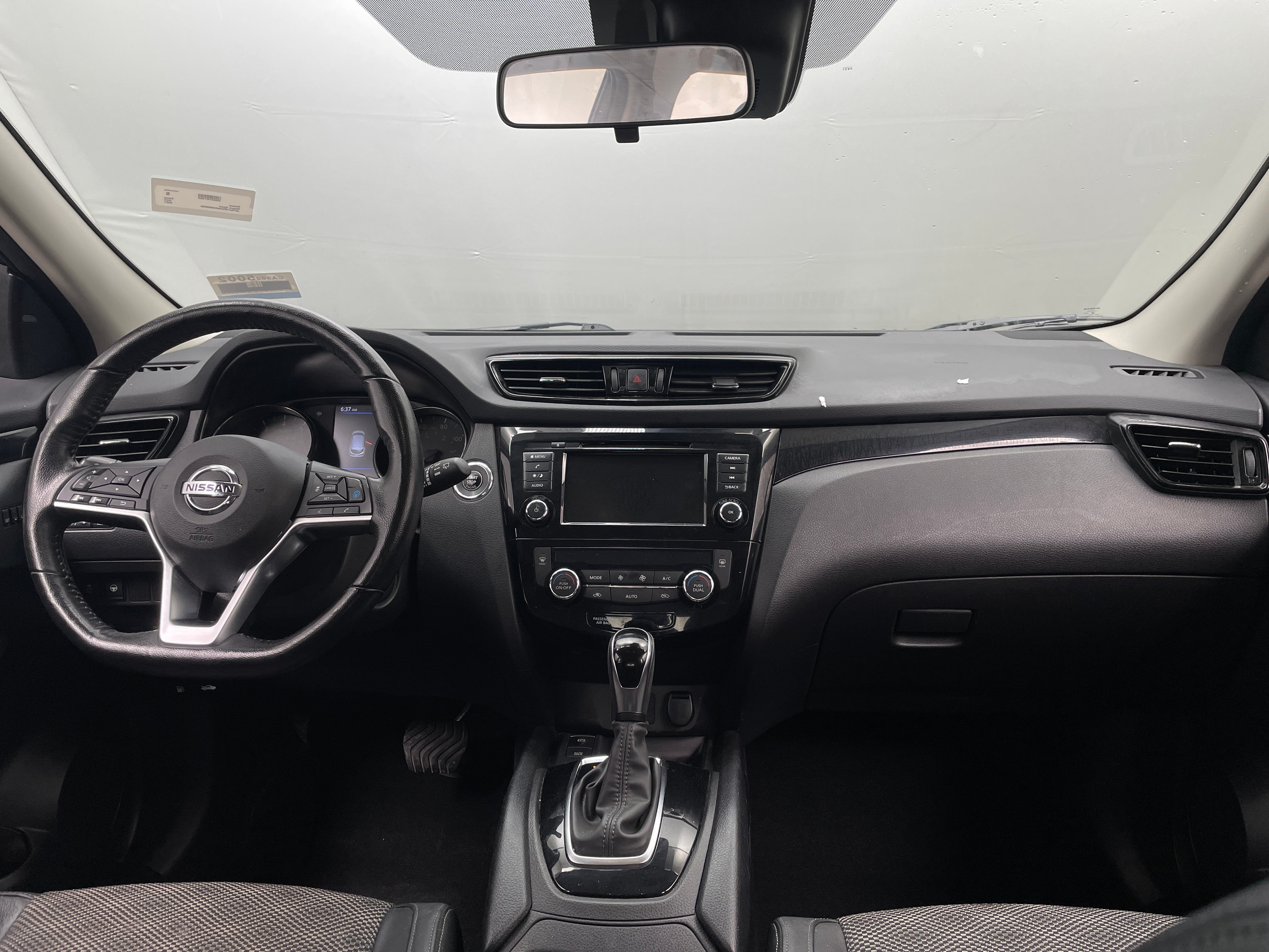 2021 Nissan Rogue Sport SV 3