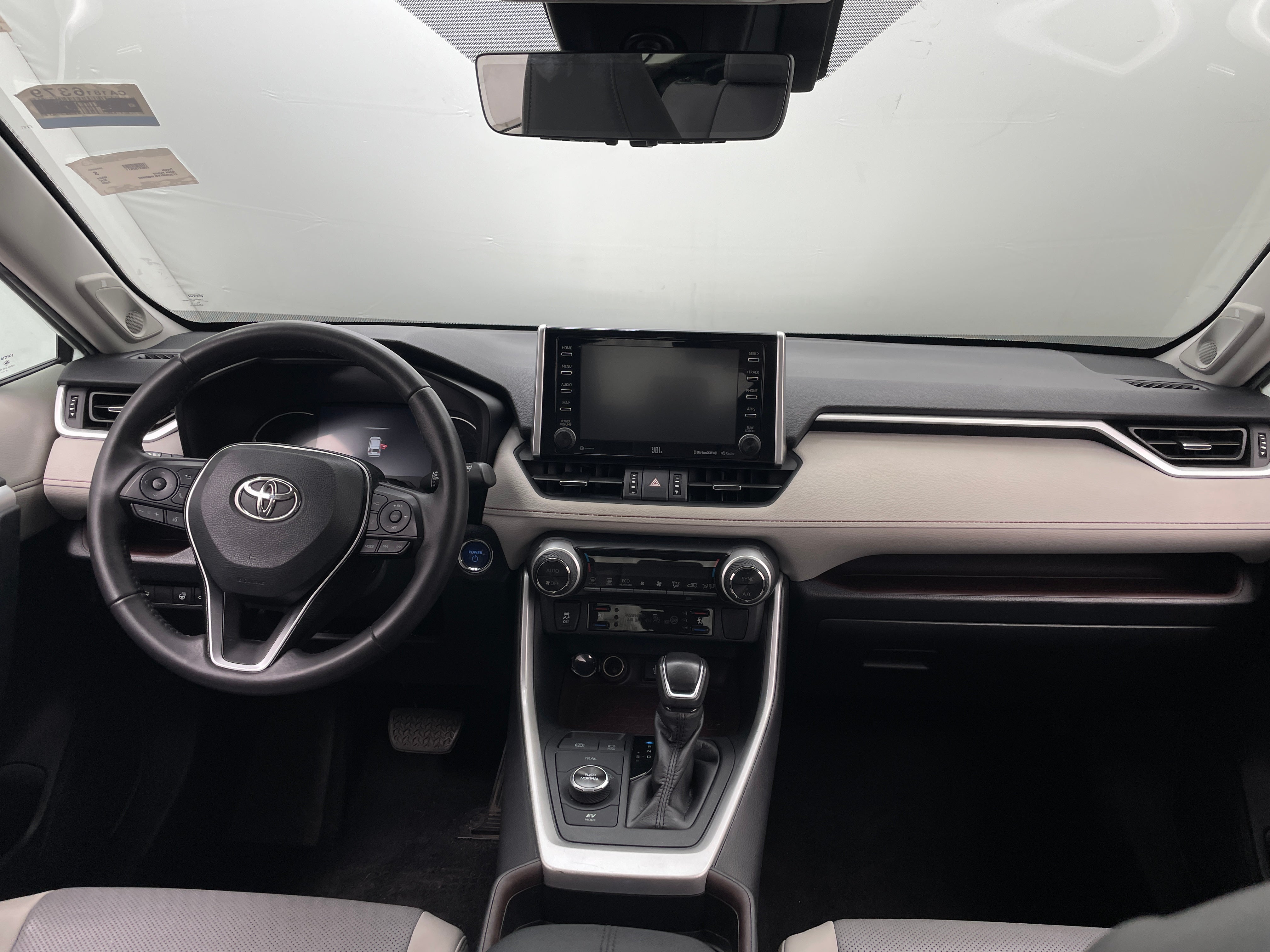 Thumbnail: 2020 Toyota RAV4 - 2