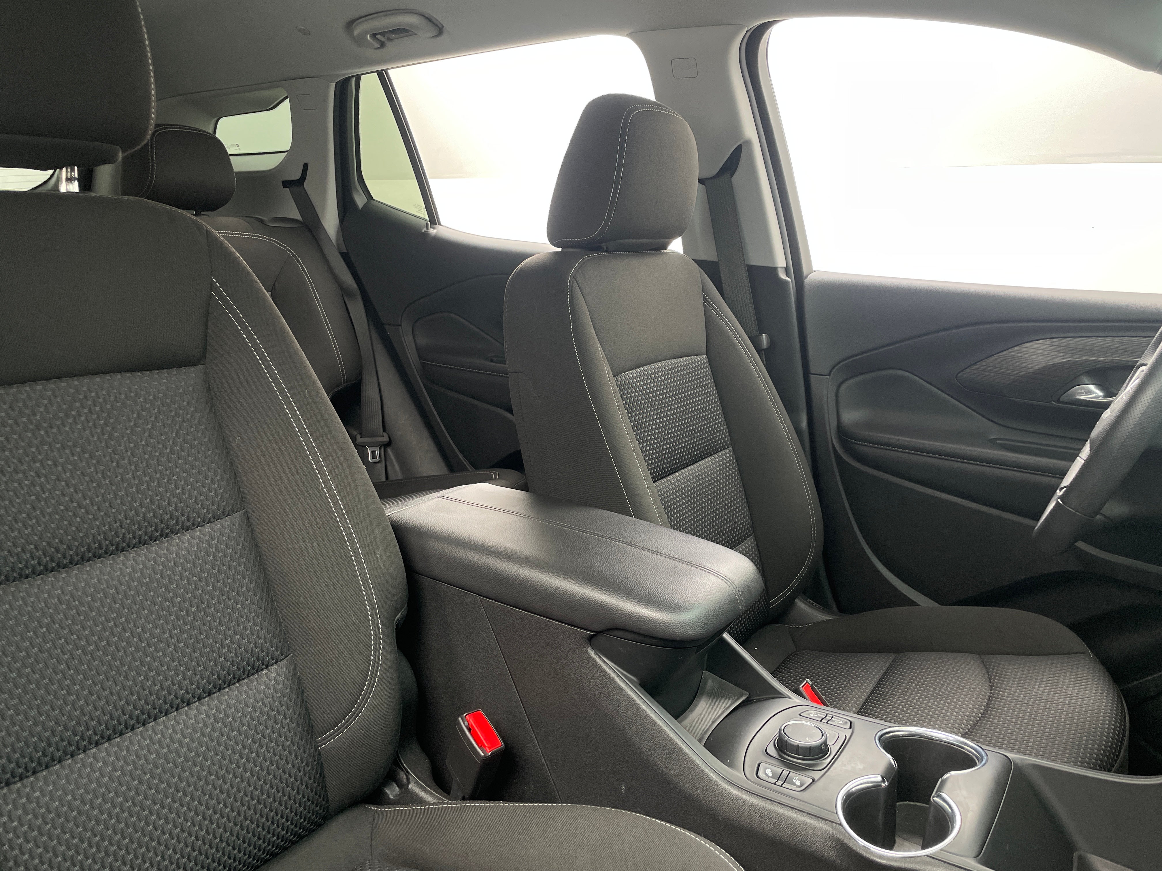 2023 GMC Terrain SLE 2