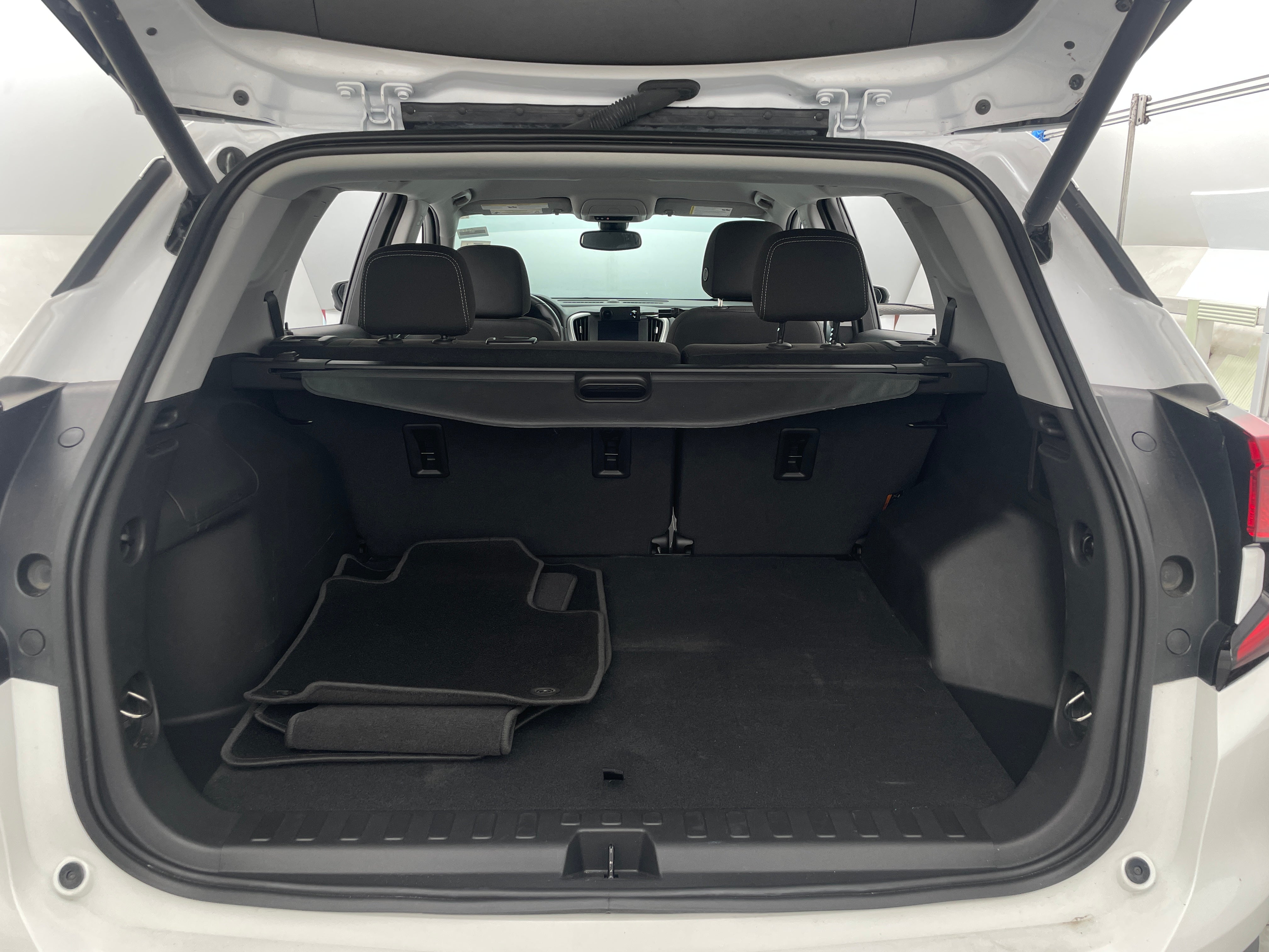 2023 GMC Terrain SLE 7
