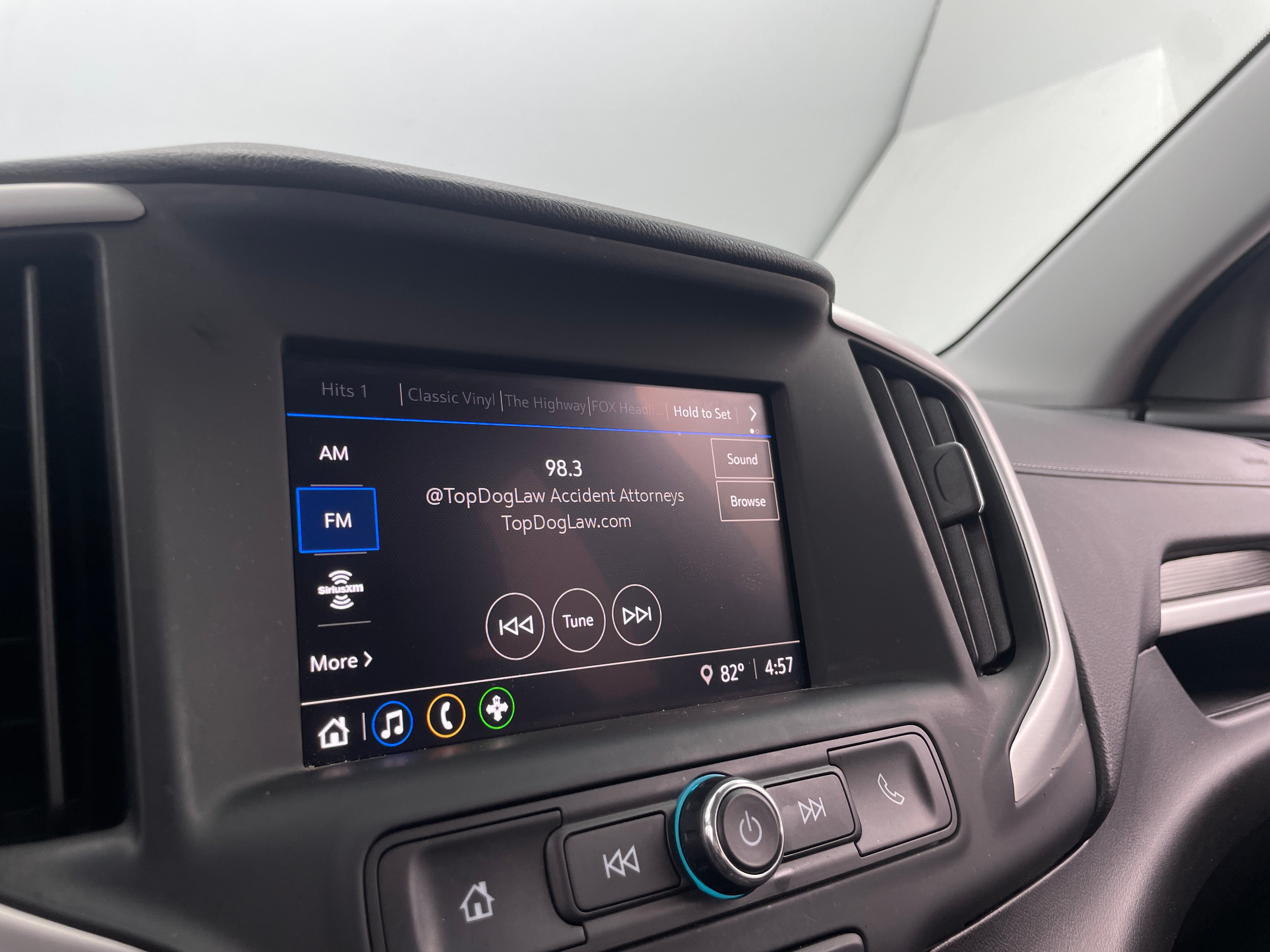 2023 GMC Terrain SLE 4