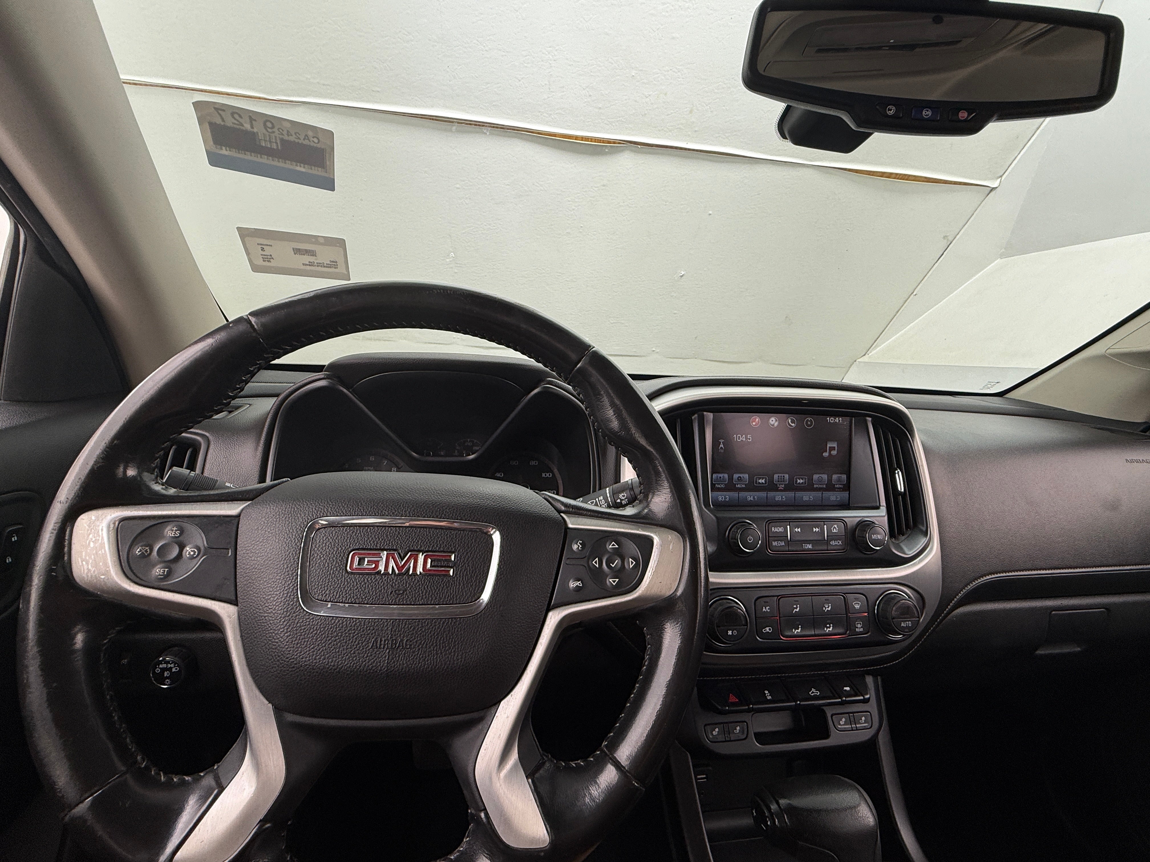 2016 GMC Canyon SLT 2