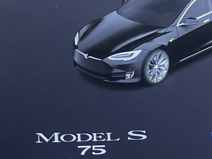 Thumbnail: 2017 Tesla Model S - 3