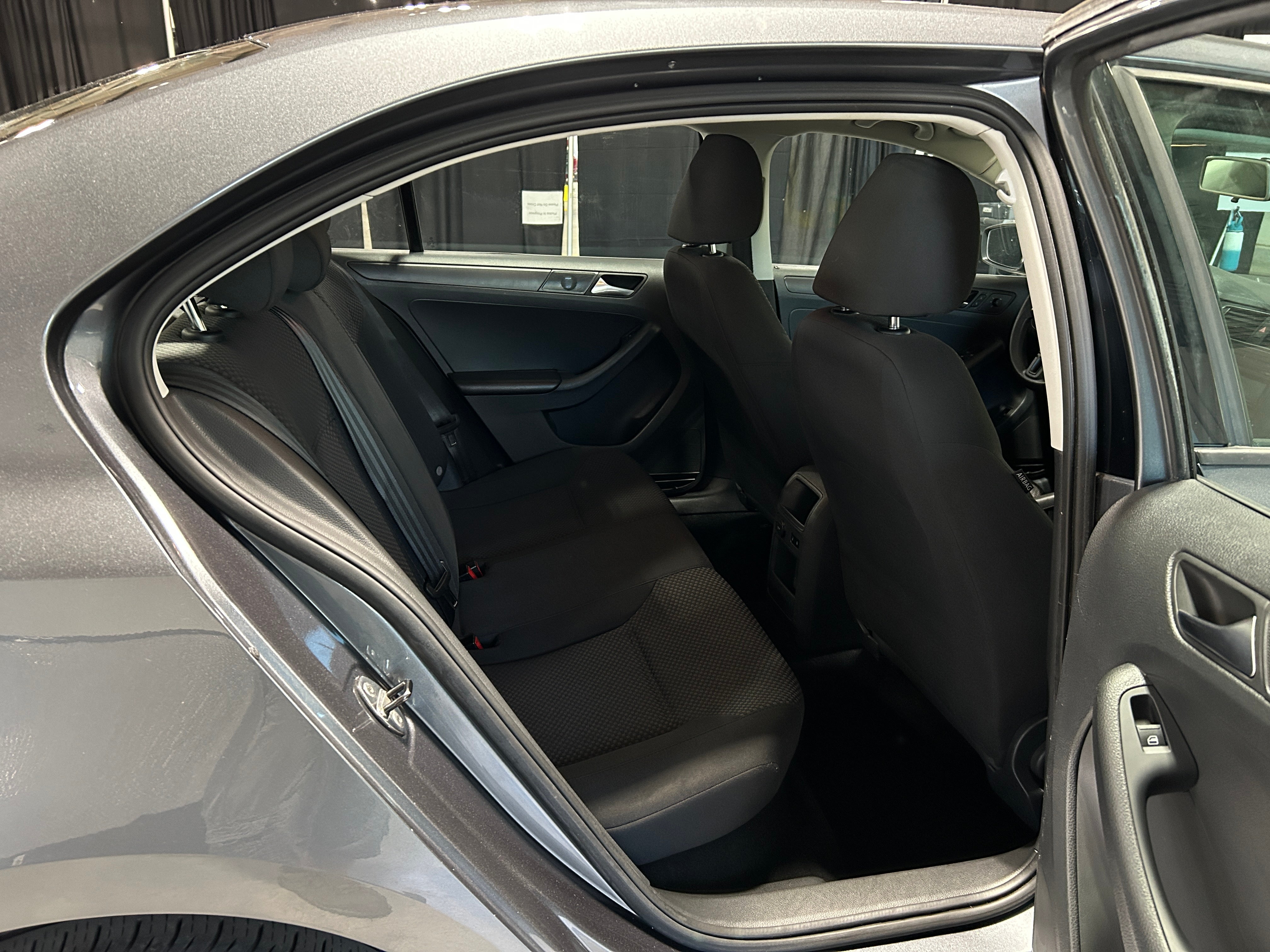 2013 Volkswagen Jetta S 6