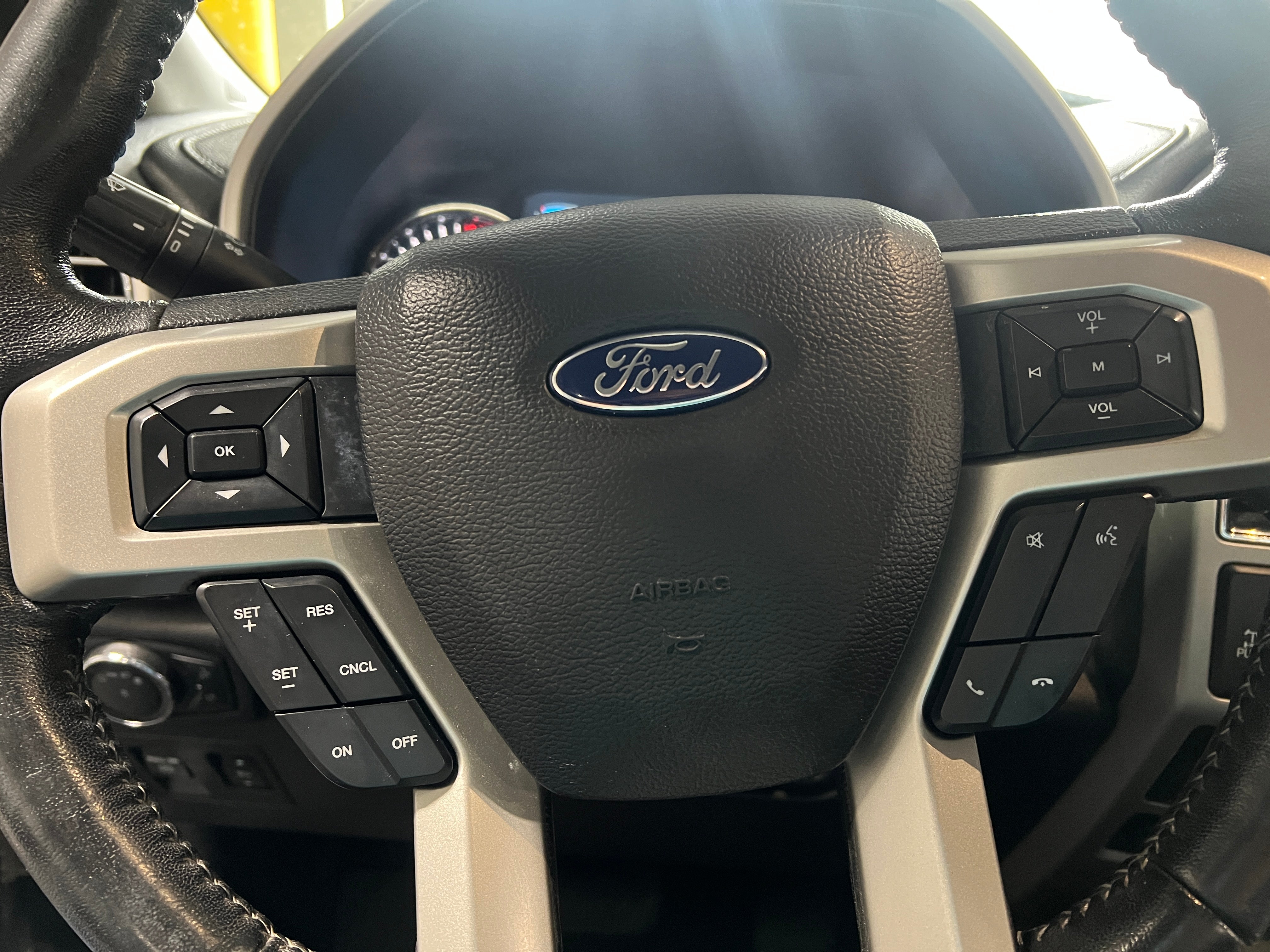 2019 Ford Econoline E-150 4