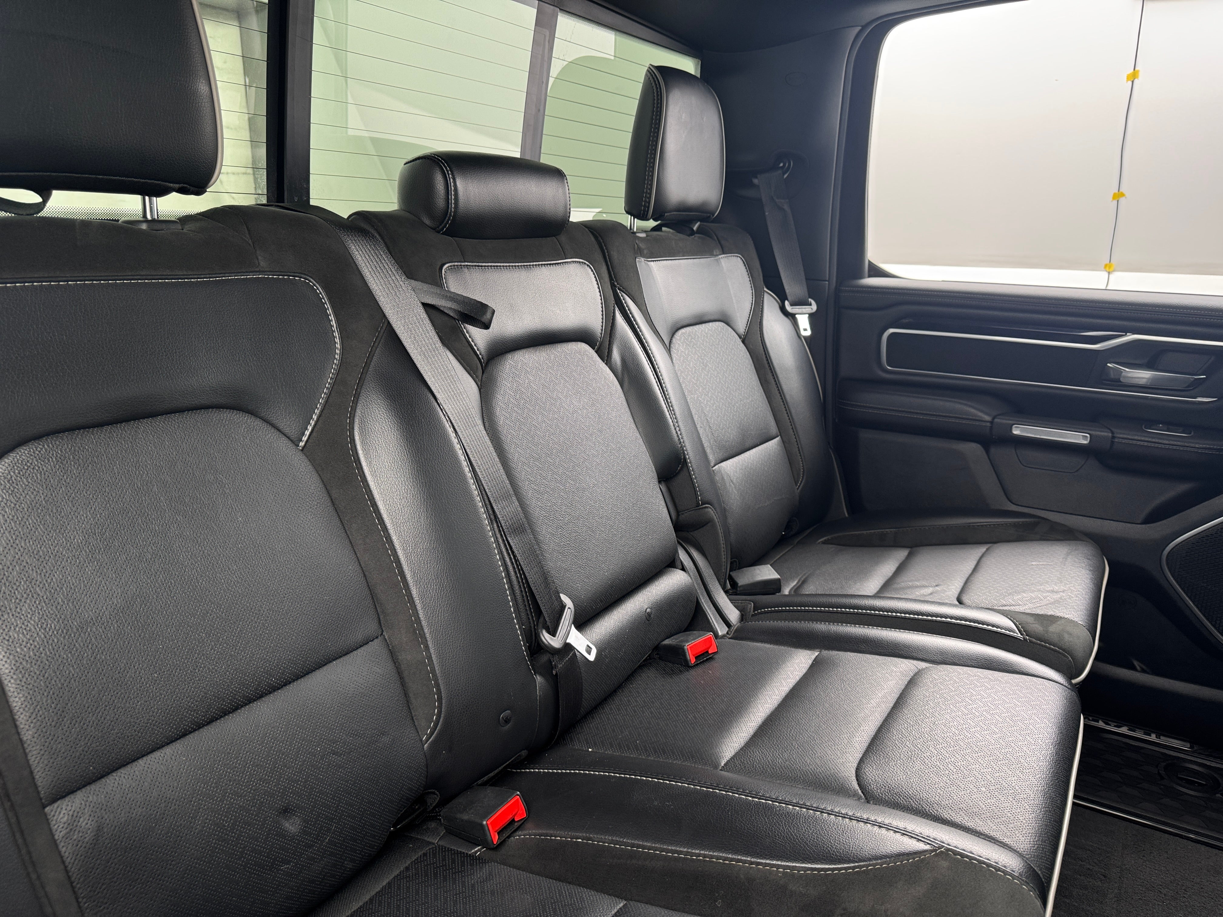 2020 RAM 1500 Laramie 5