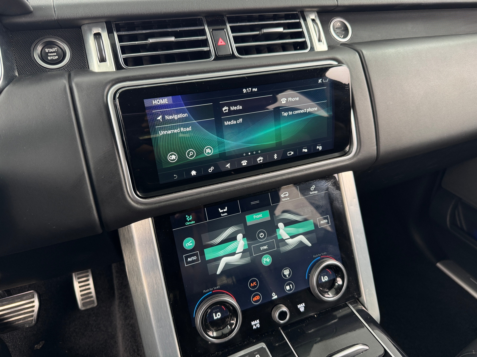 Thumbnail: 2021 Land Rover Range Rover - 3